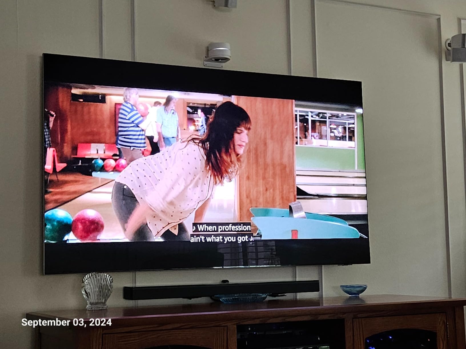 85-Inch Class Neo QLED 8K QN900D Series Mini LED, Neo Quantum HDR Smart TV w/Dolby Atmos, Object Tracking Sound Pro, AI Motion Enhancer Pro, Alexa Built-in (QN85QN900D, 2024 Model) customer photo 2