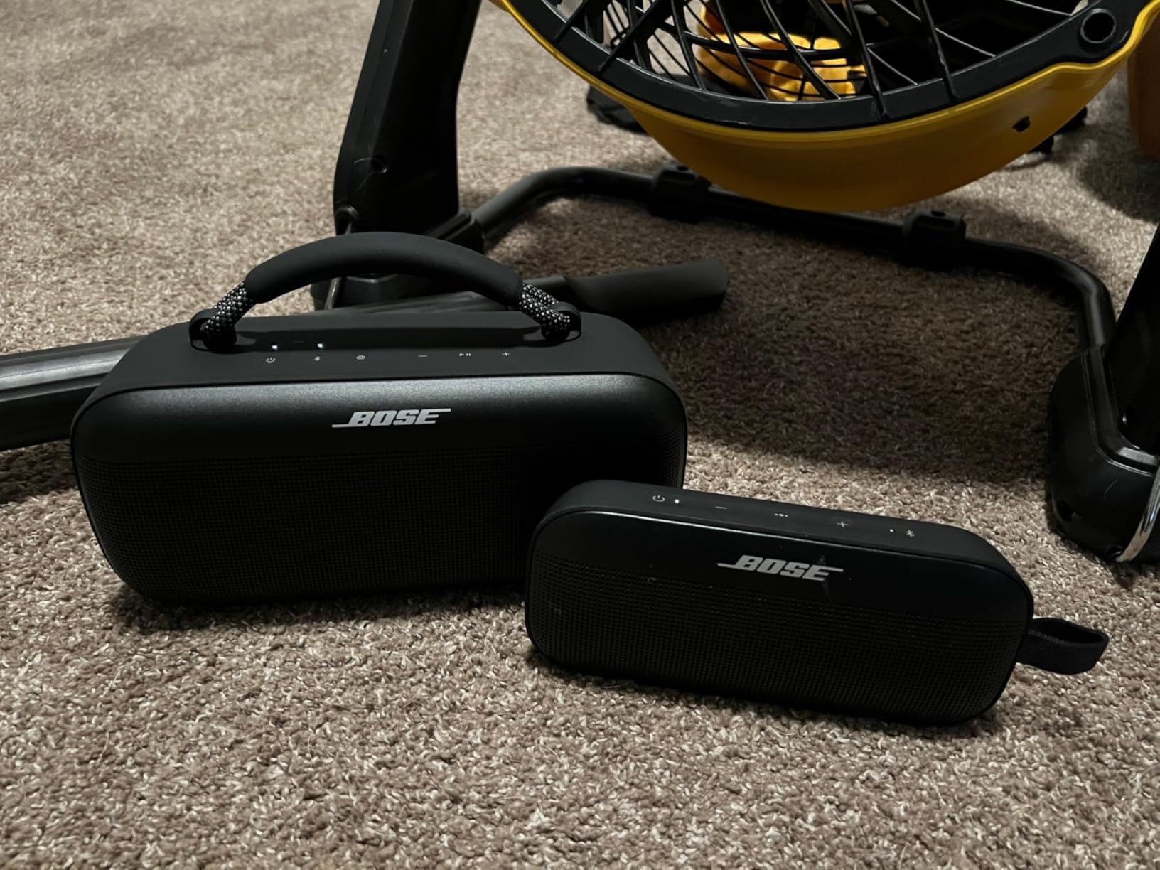 Bose SoundLink Max Bluetooth Speaker - Portable Wireless Party Speaker, IP67 Waterproof, Rope Handle, Up to 20 Hours of Playtime, USB-C, Built-in 3.5mm AUX Input, Black customer photo 2