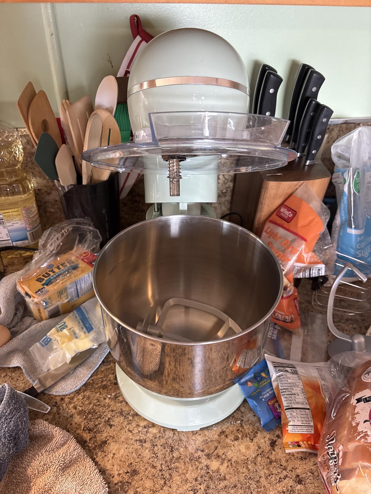 Honinst Stand Mixer, 6.5QT 10-Speed Tilt-Head Electric Stand Mixer, 3-In-1 Kitchen Mixer with Bowl, Dough Hook, Whisk and Beater, Food Mixer for Baking, Cake and Most Home Cooks, Beige - Customer Photo 1