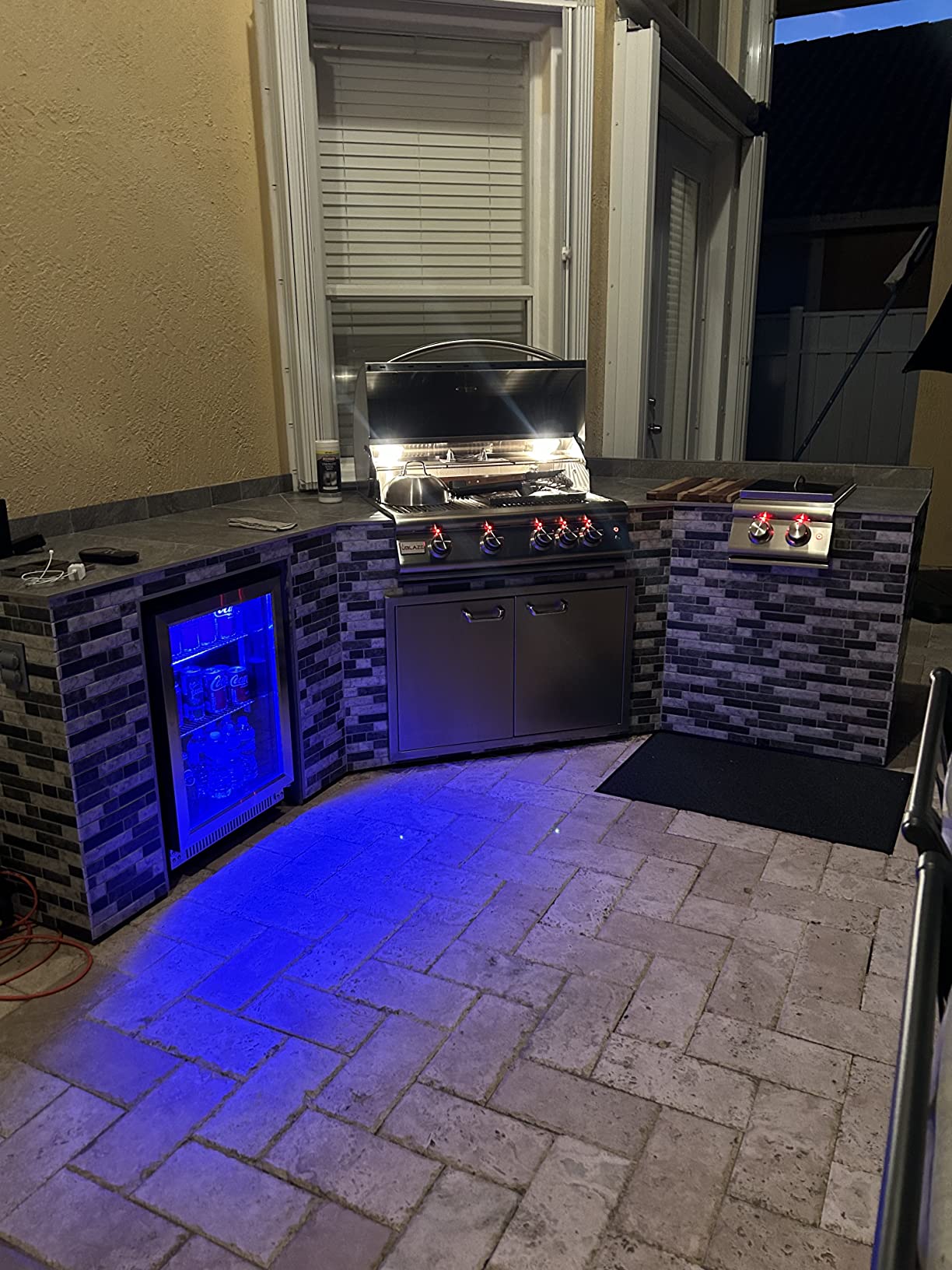Blaze Gas Grill | 32-inch Built-in Natural Gas Grill | 4 Burner BBQ | Premium Outdoor Kitchen Grilling Experience | Best in Class Warranty | LTE+ | BLZ-4LTE3-NG - Customer Photo 3