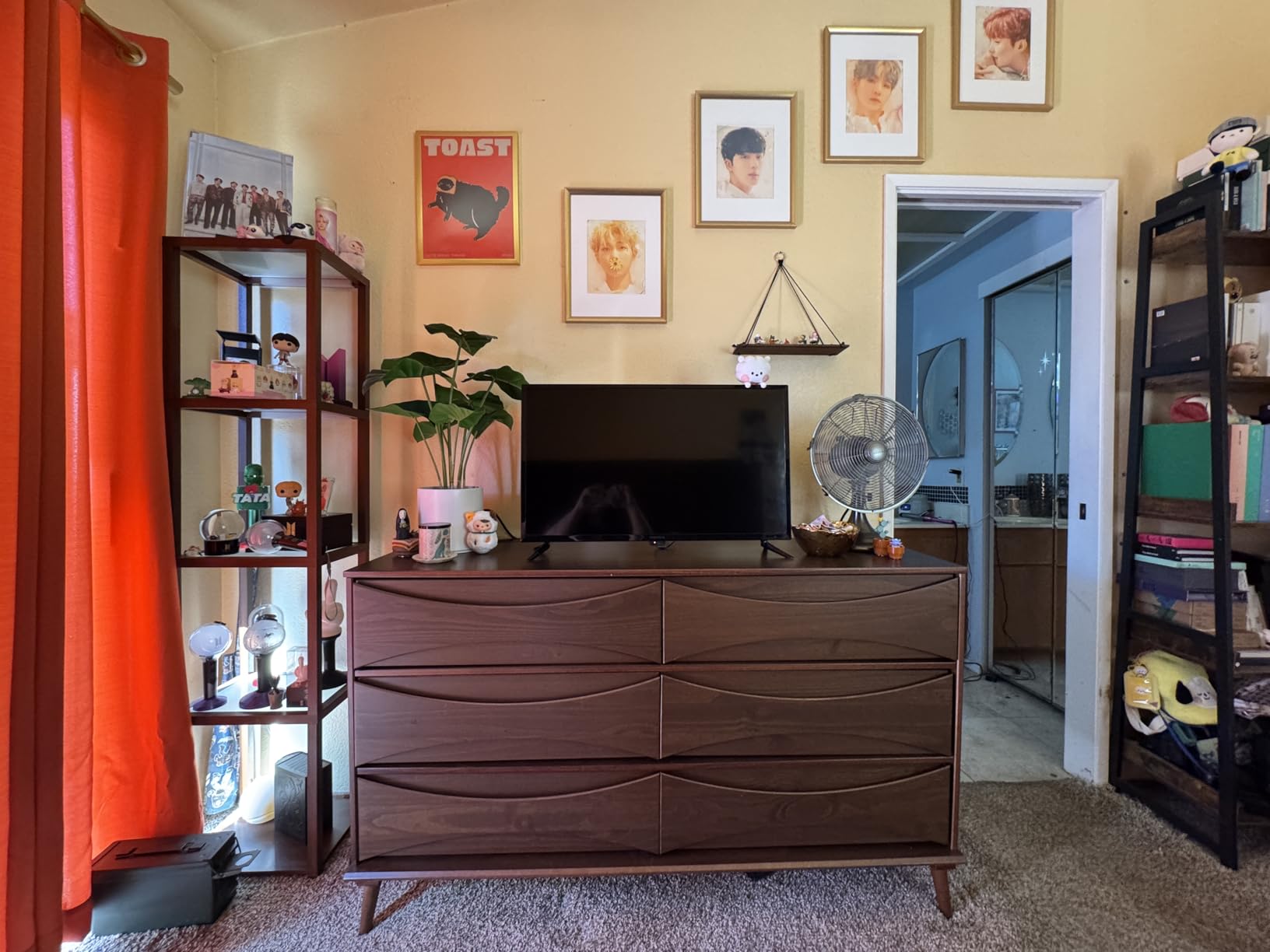 Walker Edison Atticus Mid-Century Modern Detailed 6-Drawer Solid Wood Dresser, 59 Inch, Walnut - Customer Photo 1