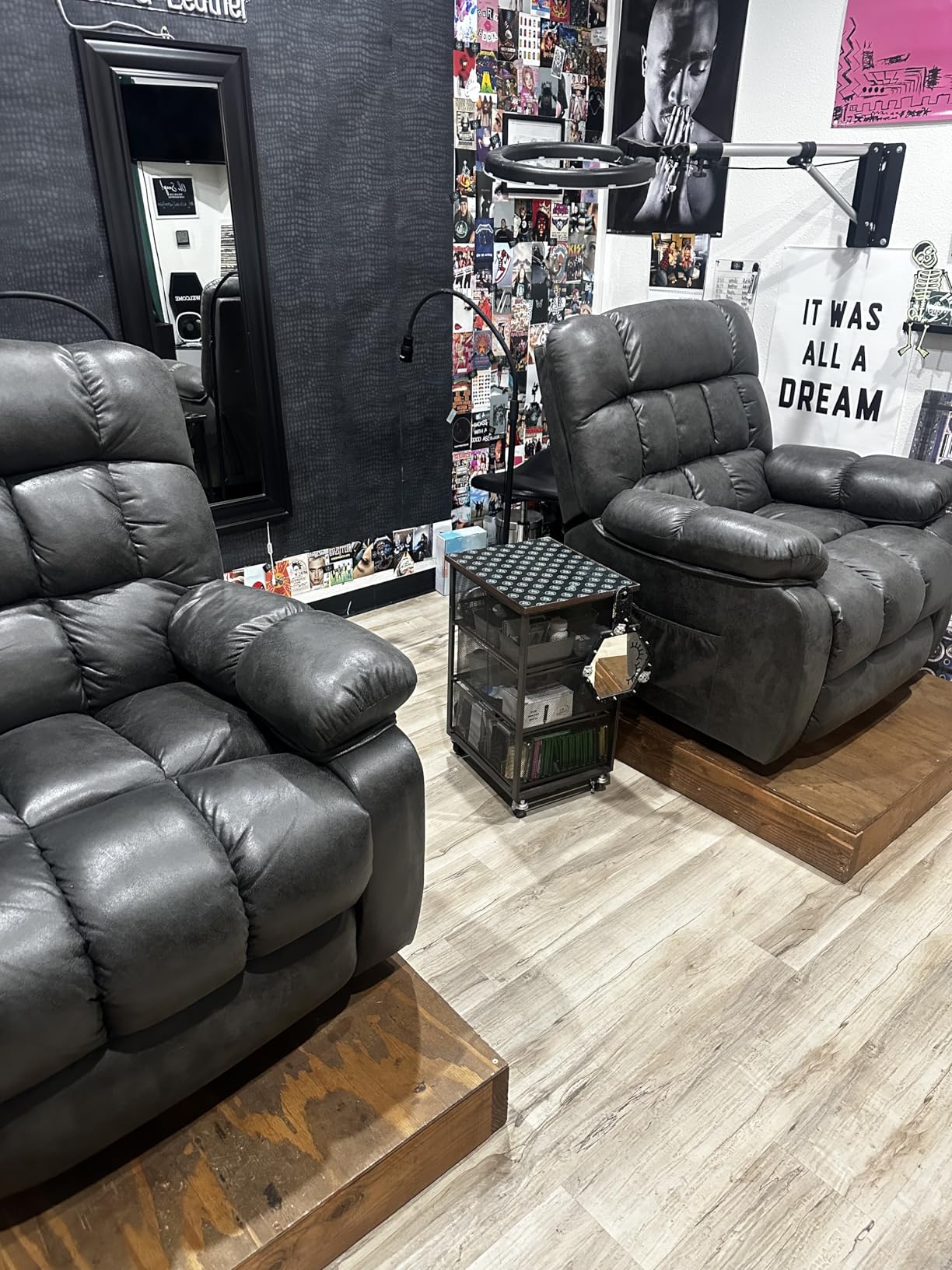 FLEXISPOT XL31 Power Lift Recliner Chair for Elderly, Electric Lift Chair with Massage & Heat, PU Leather Reclining Sofa w/Cup Holders, Side Pockets for Living Room Bedroom(Medium Size,Black) - Customer Photo 2