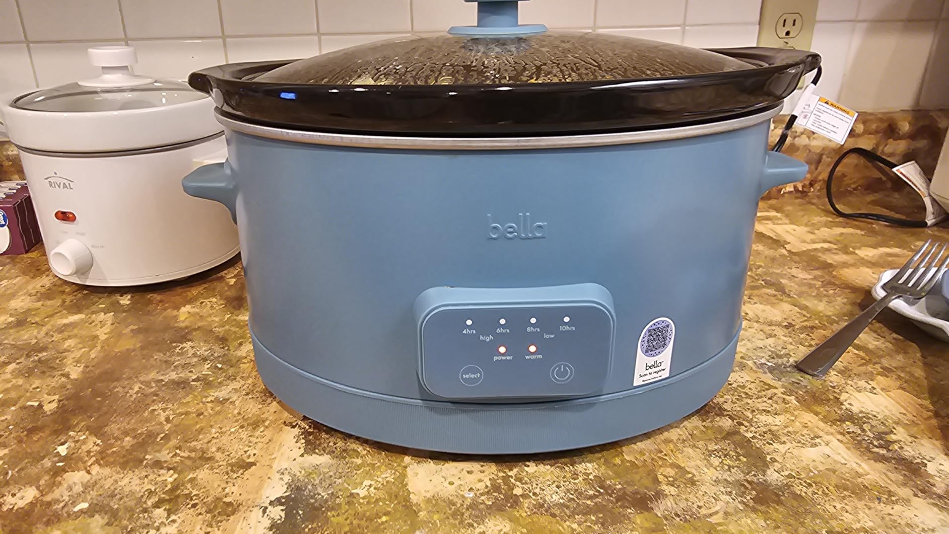 bella 6.0 Qt Programmable Slow Cooker, Ceramic Nonstick Coating, Adjustable Temperature & Cooking Times, Dishwasher Safe Stoneware Pot & Tempered Glass Lid, Tangle Free Cord Wrap, Oatmilk - Customer Photo 2