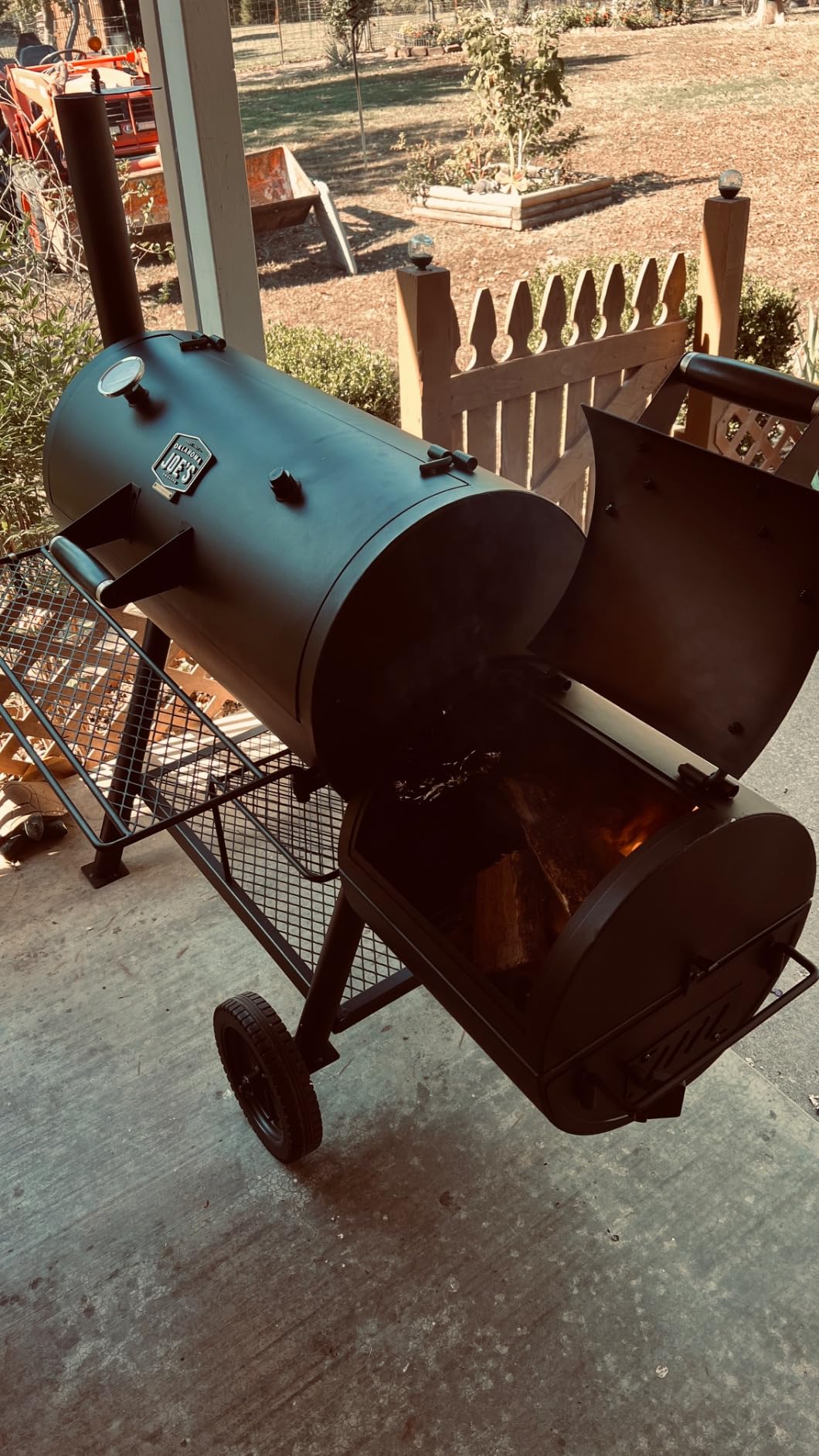 Oklahoma Joe's Highland Offset Reverse Flow Smoker and Grill - 24203003 - Customer Photo 1