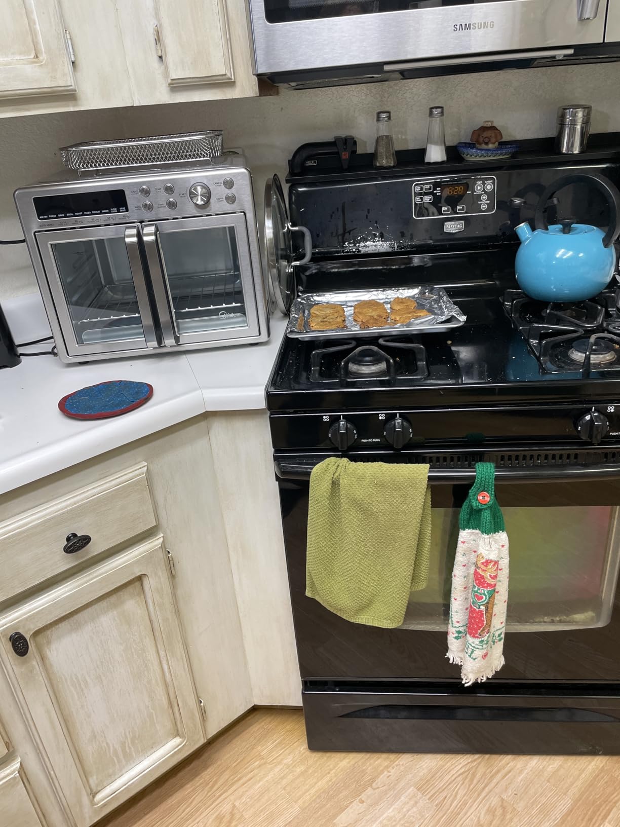 Midea Flexify French Door Toaster Oven Air Fryer Combo, 26.4 QT, Extra Large Air Fryer Countertop Oven 10-in-1 Combo, 25% Faster Cooking and 90% Less Oil, Stainless Steel Customer Review Midea Flexify French Door Toaster Oven Air Fryer Combo, 26.4 QT, Extra Large Air Fryer Countertop Oven 10-in-1 Combo, 25% Faster Cooking and 90% Less Oil, Stainless Steel - Customer Photo 2
