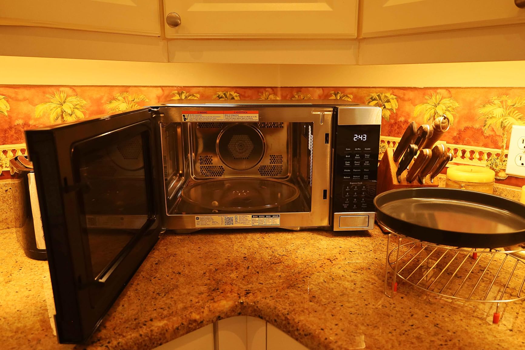 GE GCST10A1WSS 1.0 Cu Ft Convection Microwave Oven, 1050W Countertop Air Fry Microwave with Broil & Crisper Pan, Compact Stainless Steel Design - Customer Photo 1