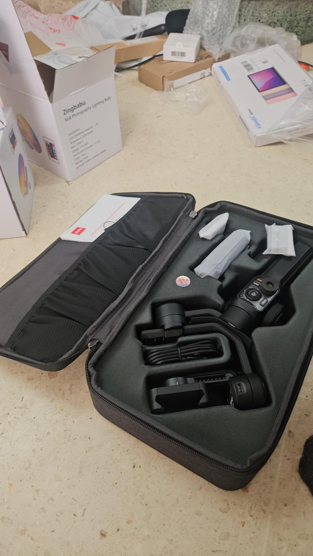 ZHIYUN Smooth 5S AI Pro Gimbal Stabilizer for Smartphone 3-Axis Phone Gimbal with AI Tracker, Magnetic/Built-in Fill Light, Storage Bag, iPhone Stabilizer for Video Recording Filming Vlogging - Customer Photo 1