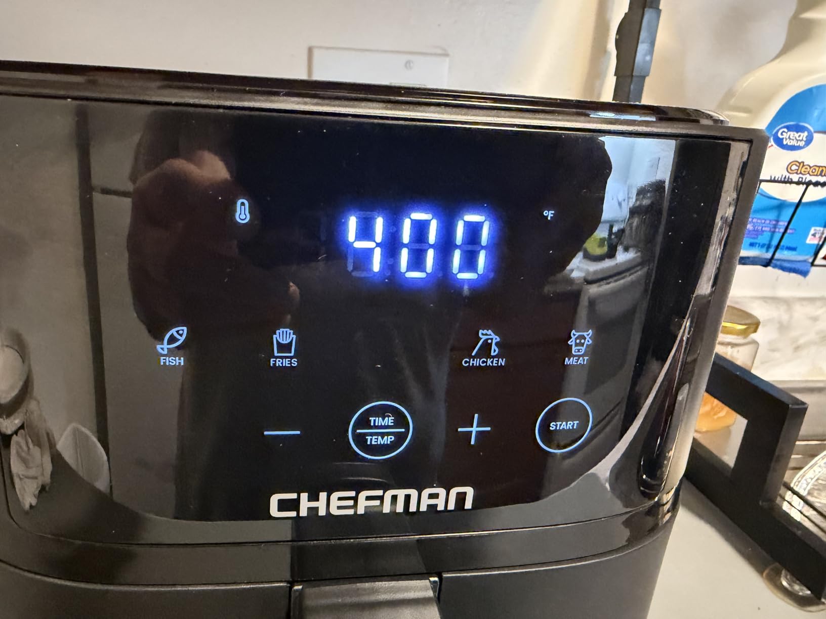 Chefman Air Fryer – 4 QT Compact Airfryer for Quick & Easy Meals, Features Hi-Fry Technology for Extra Crisp, Easy-View Window, Touch Controls with 4 Presets, Nonstick & Dishwasher Safe Basket - Black - Customer Photo 2