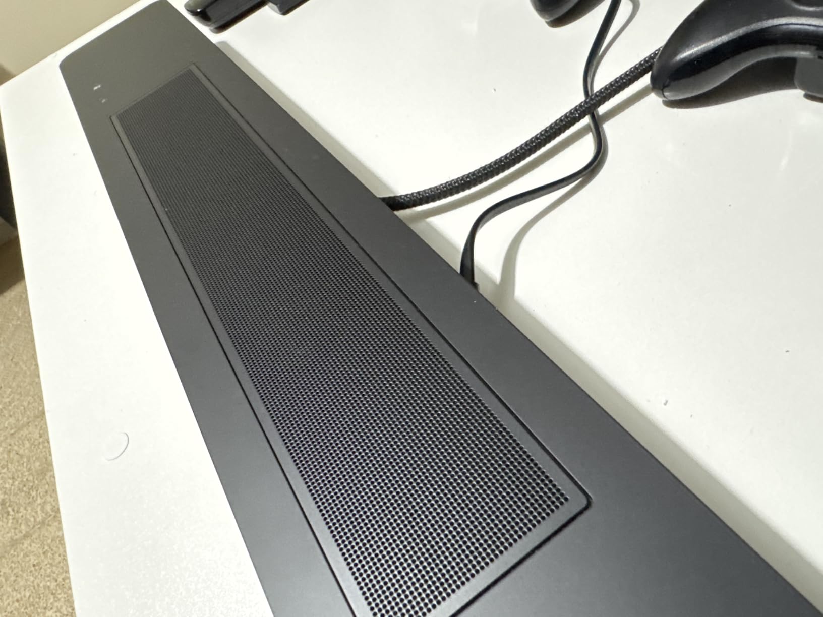 Bose Smart Dolby Atmos Soundbar, All-in-One Soundbar for TV, A.I. Dialogue Mode, Voice Control and Amazon Alexa Built-in, Bluetooth/AirPlay/Spotify Connect/Chromecast, Black customer photo 2