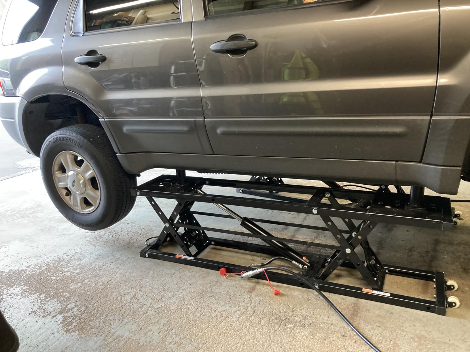 VEVOR Portable Car Lift - 7,000 LBS Capacity, 26.8 VEVOR Portable Car Lift - 7,000 LBS Capacity, 26.8