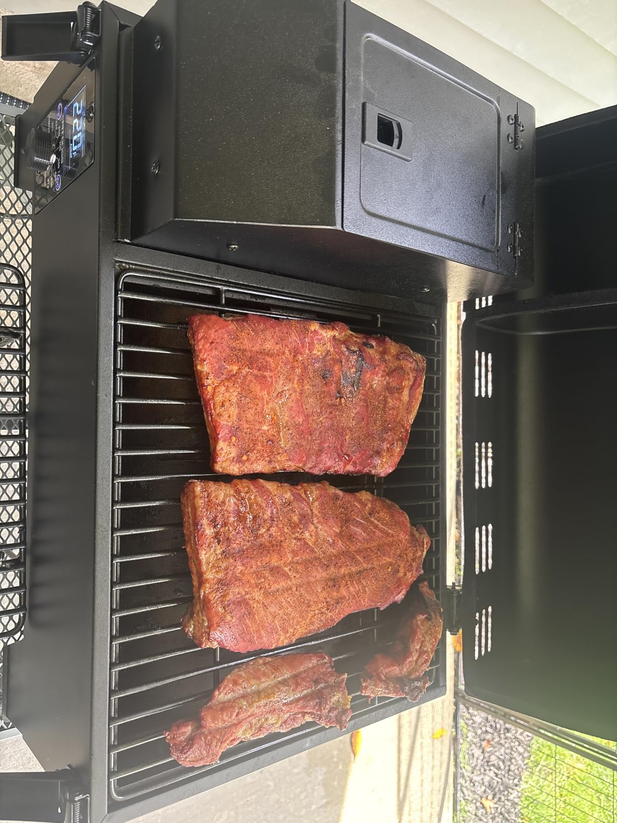 Pit Boss 150 Wood Pellet Grill & Smoker with Flame Broiler, 256-Sq. In. Cooking Space, Portable for Tailgating, Camping, or Travel customer photo 2