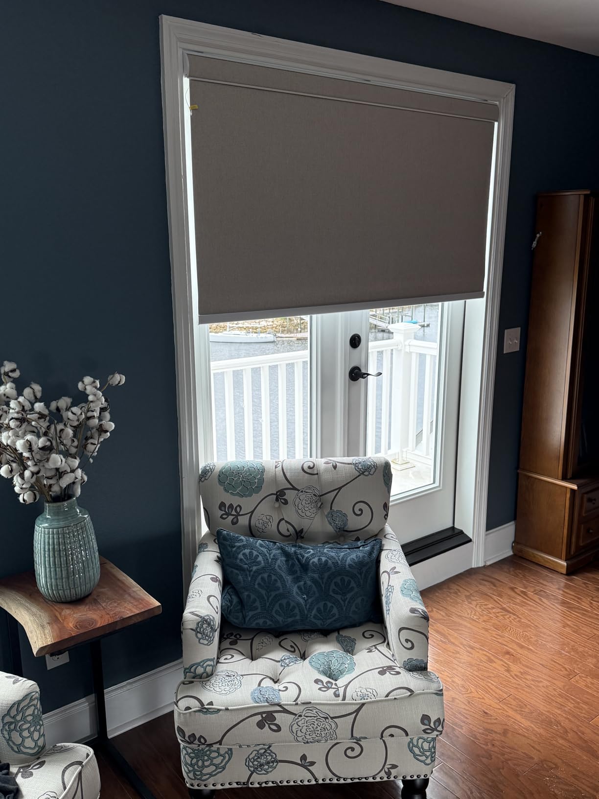 Kincmo Motorized Blinds with Remote,100% Blackout Motorized Roller Shades Work with Apple Homekit,Alexa,Google, Custom Electric Blinds with App,Voice Control (Linen White) customer photo 1