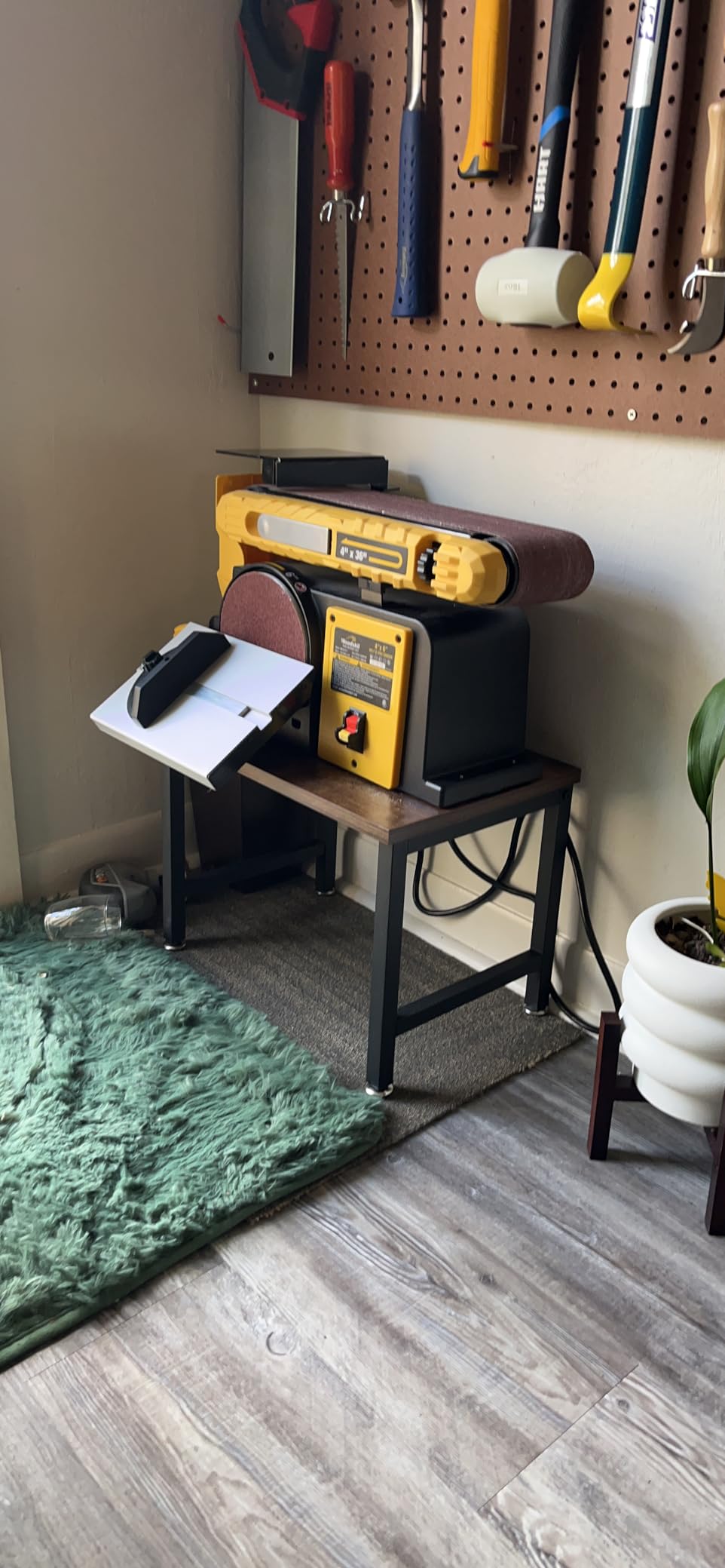 4A Variable Speed Oscillating Spindle Sander, 1000-1800RPM Variable Speed Spindle Sander with Multiple Sanding Sleeves customer photo 1