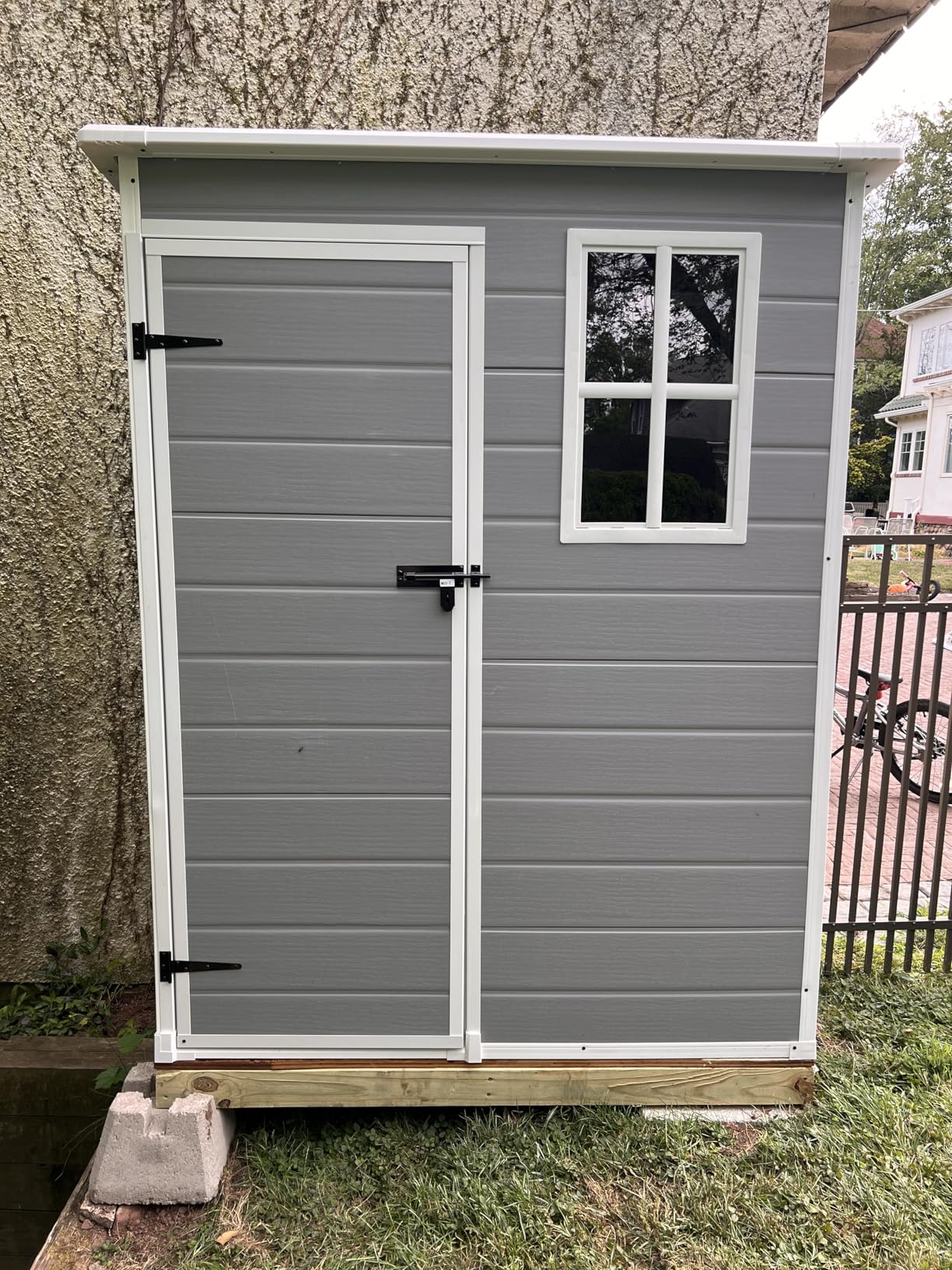 Gizoon 6x4.4 FT Outdoor Storage Shed with Floor, All-Weather Resin Garden Shed with Lockable Doors & Windows, Plastic Tool Sheds for Patio, Lawn & Garden (Grey) - Customer Photo 2