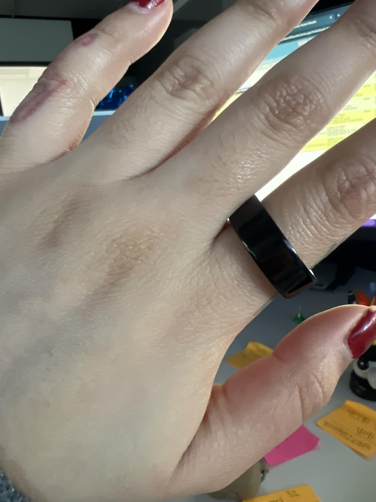 Oura Ring 4 - Silver - Size 10 - Smart Ring with Sleep Tracking, Heart Rate, Fitness Tracker - Customer Photo 1