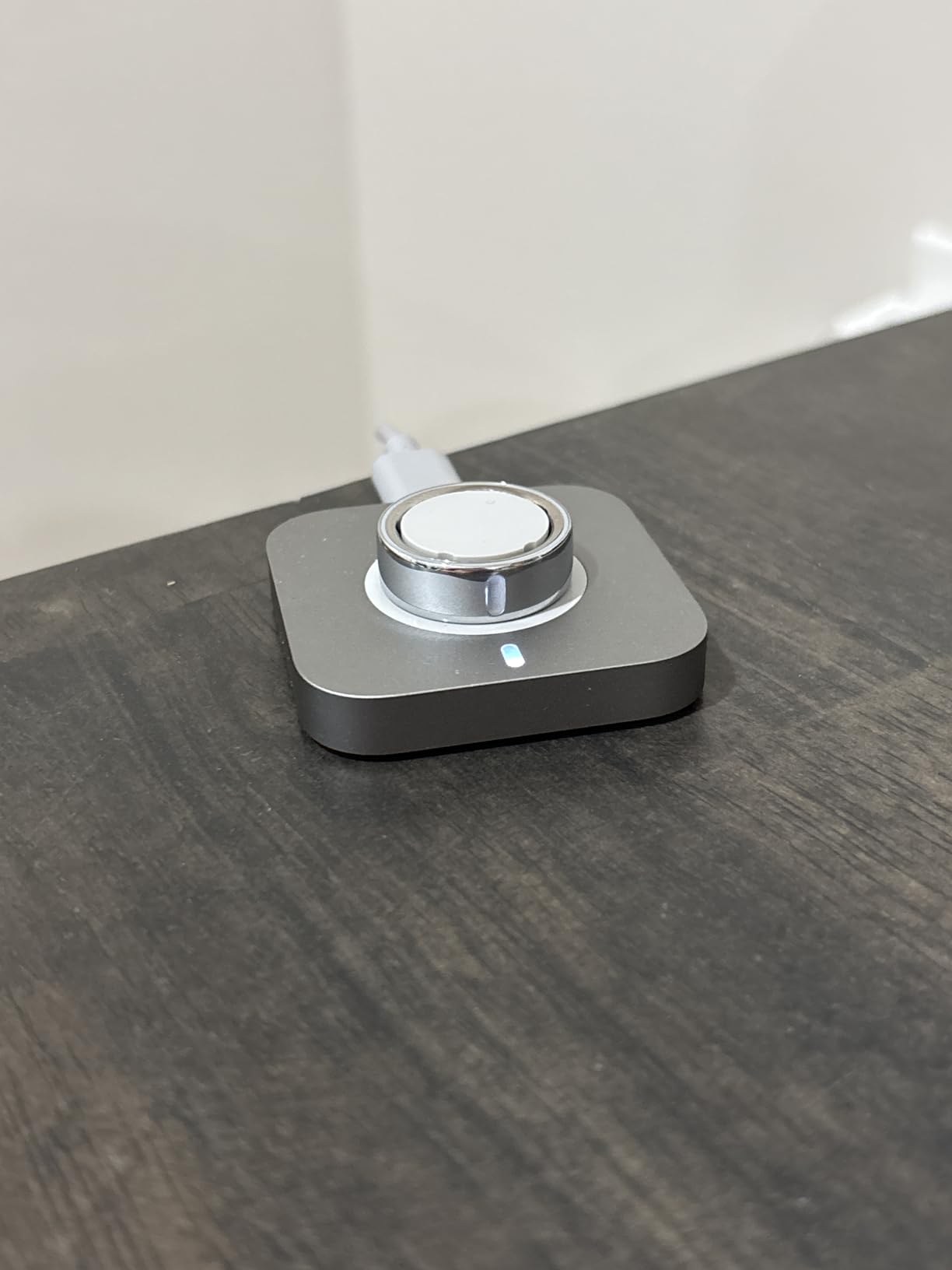 Oura Ring 4 - Silver - Size 10 - Smart Ring with Sleep Tracking, Heart Rate, Fitness Tracker - Customer Photo 3