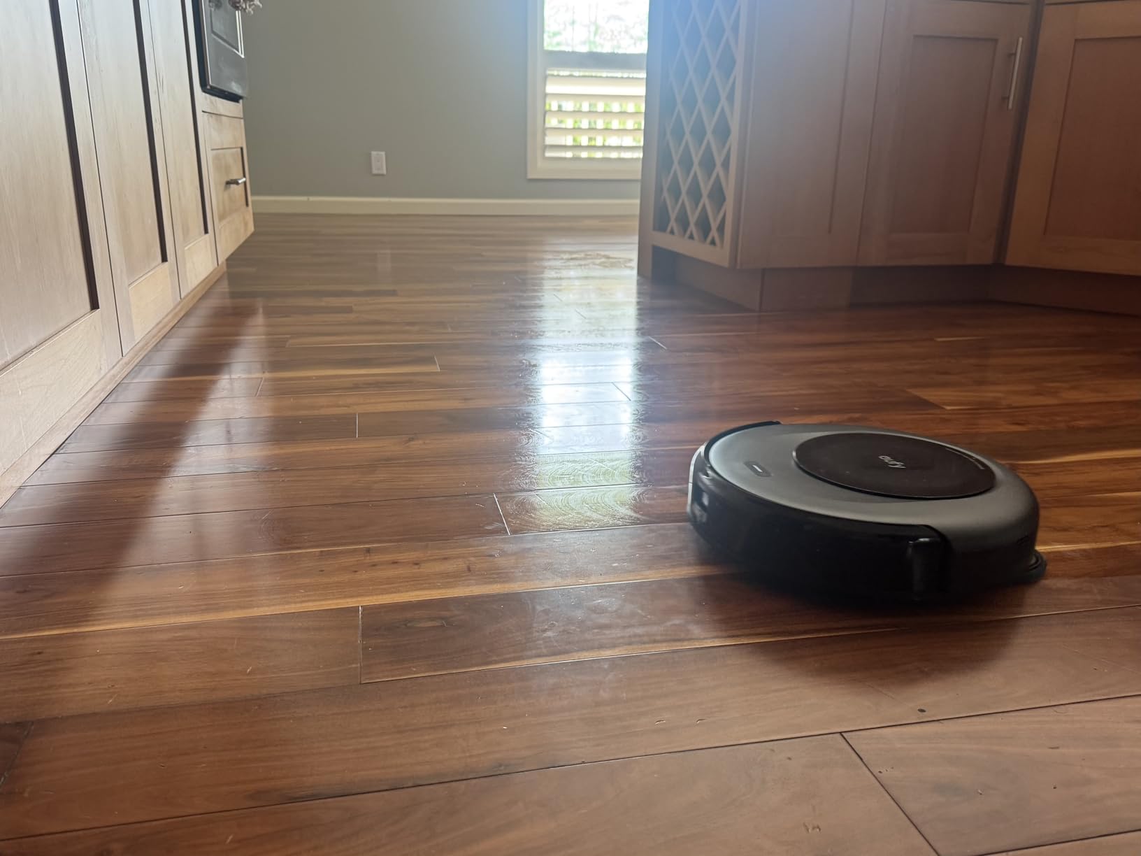 eufy Omni C20 Robot Vacuum and Mop Combo, All-in-One Station, Auto Mop Washing and Auto Drying for Hands-Free Cleaning, 7000 Pa Powerful Suction, Self Emptying, 3.35-Inch - Customer Photo 1