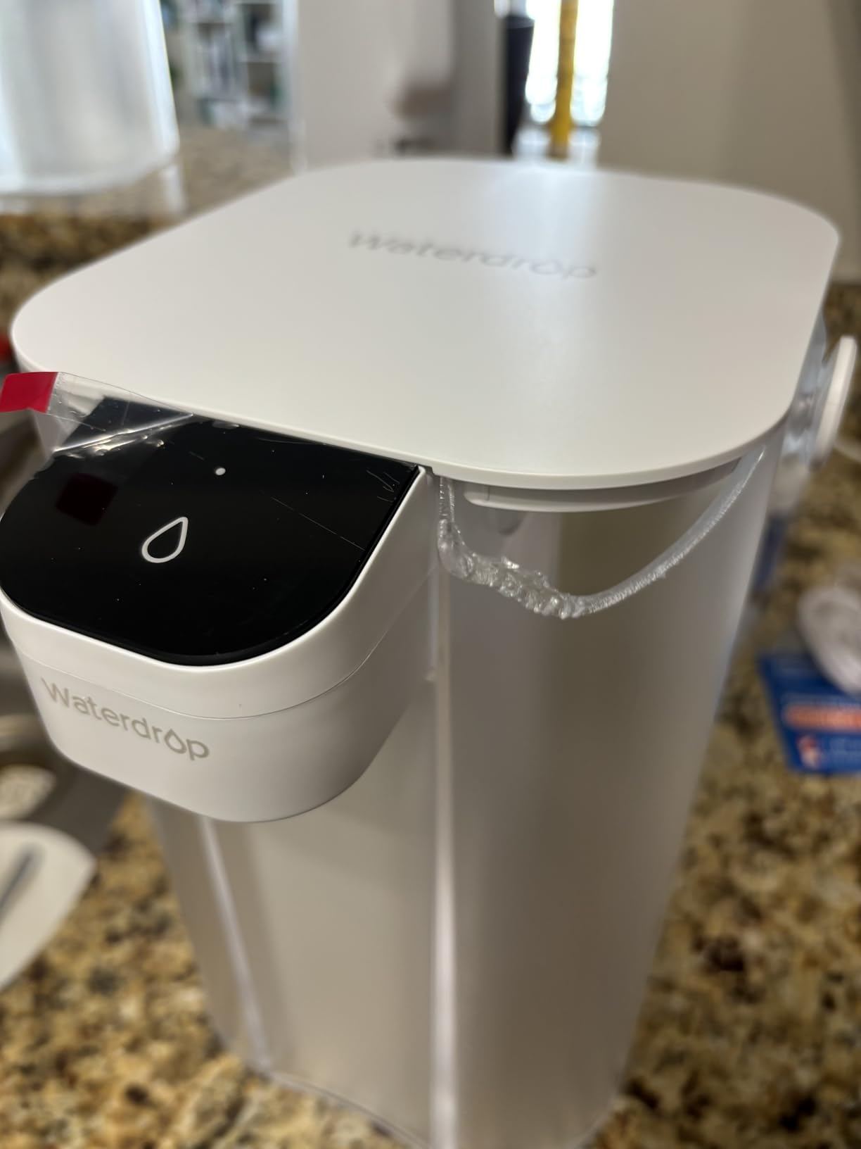 Waterdrop Electric Water Filter Pitcher, Reduce 99.6% of Lead and 45+ Impurities, 200-Gallon Rechargeable Water Dispenser, Instant 15-Cup Countertop System, NSF/ANSI 401&53&42&372, NOT Reduce TDS - Customer Photo 1
