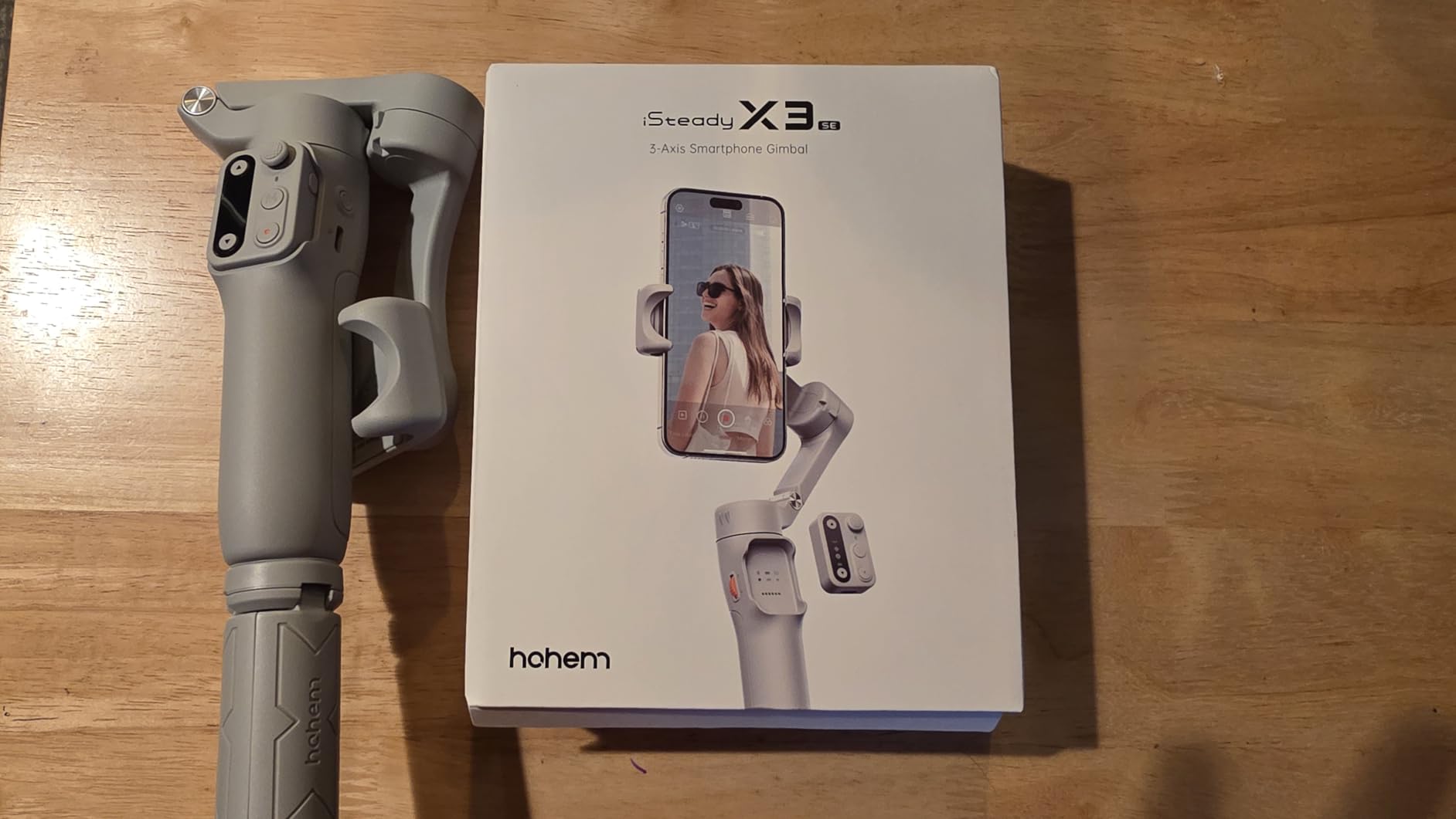 hohem iSteady X3 SE Gimbal Stabilizer for iPhone, Phone Stabilizer with Detachable Remote Control, Portable Foldable 3-Axis Phone Gimbal for Android & iPhone 16 15 Pro Max, Ideal for Travel Vlogging Customer Review hohem iSteady X3 SE Gimbal Stabilizer for iPhone, Phone Stabilizer with Detachable Remote Control, Portable Foldable 3-Axis Phone Gimbal for Android & iPhone 16 15 Pro Max, Ideal for Travel Vlogging - Customer Photo 1