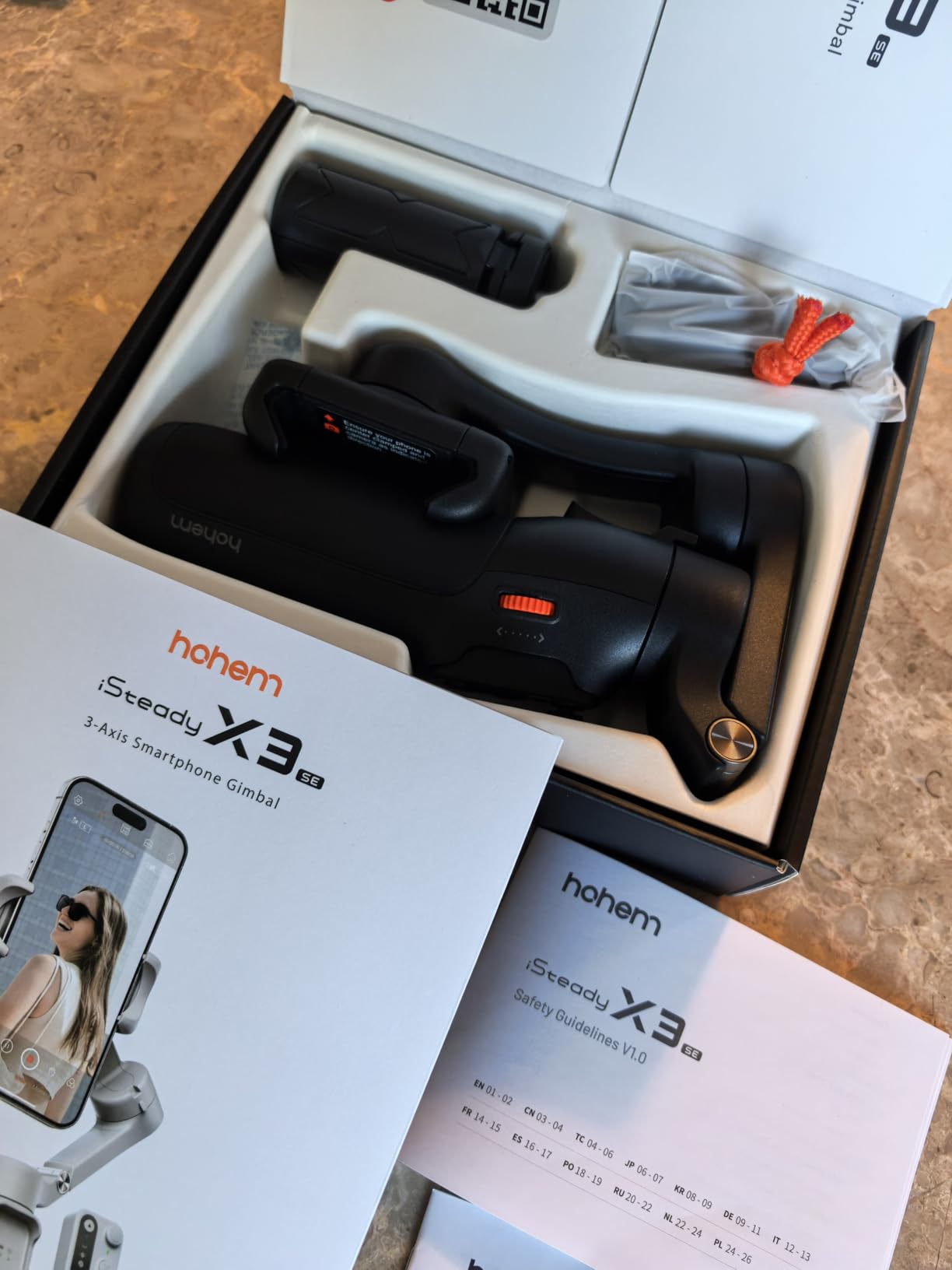 hohem iSteady X3 SE Gimbal Stabilizer for iPhone, Phone Stabilizer with Detachable Remote Control, Portable Foldable 3-Axis Phone Gimbal for Android & iPhone 16 15 Pro Max, Ideal for Travel Vlogging Customer Review hohem iSteady X3 SE Gimbal Stabilizer for iPhone, Phone Stabilizer with Detachable Remote Control, Portable Foldable 3-Axis Phone Gimbal for Android & iPhone 16 15 Pro Max, Ideal for Travel Vlogging - Customer Photo 2