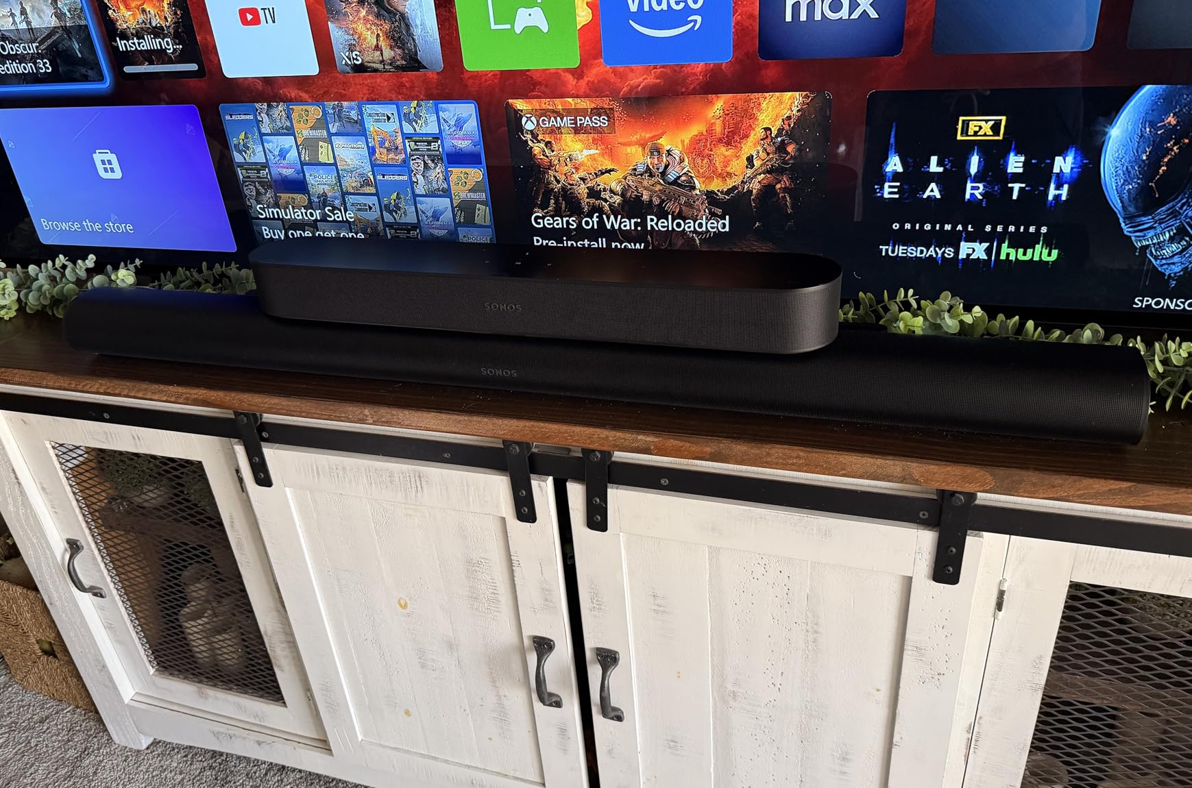 Sonos Arc Ultra Soundbar with Dolby Atmos and Voice Control - 9.1.4 Surround Sound for TV and Music - Black Customer Review Sonos Arc Ultra Soundbar with Dolby Atmos and Voice Control - 9.1.4 Surround Sound for TV and Music - Black - Customer Photo 3