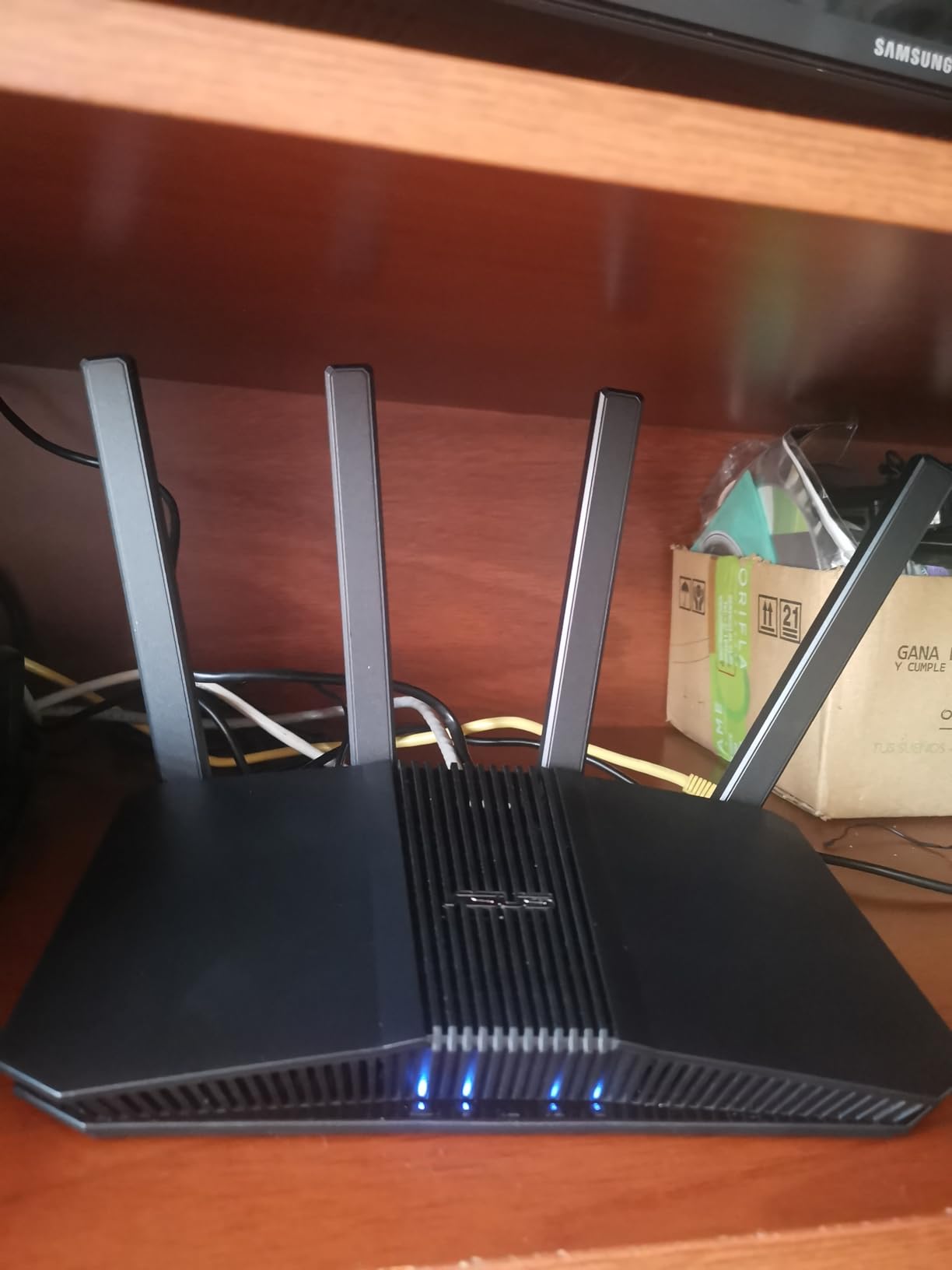 ASUS RT-BE58U WiFi 7 BE3600 AiMesh Extendable Router, 4K-QAM, MLO, AI Detection 2.5G Port, Four 1G Ports, Commercial-Grade Network Security, Parental Control, IoT Network, Kid's Network, VPN Network Customer Review ASUS RT-BE58U WiFi 7 BE3600 AiMesh Extendable Router, 4K-QAM, MLO, AI Detection 2.5G Port, Four 1G Ports, Commercial-Grade Network Security, Parental Control, IoT Network, Kid's Network, VPN Network - Customer Photo 2