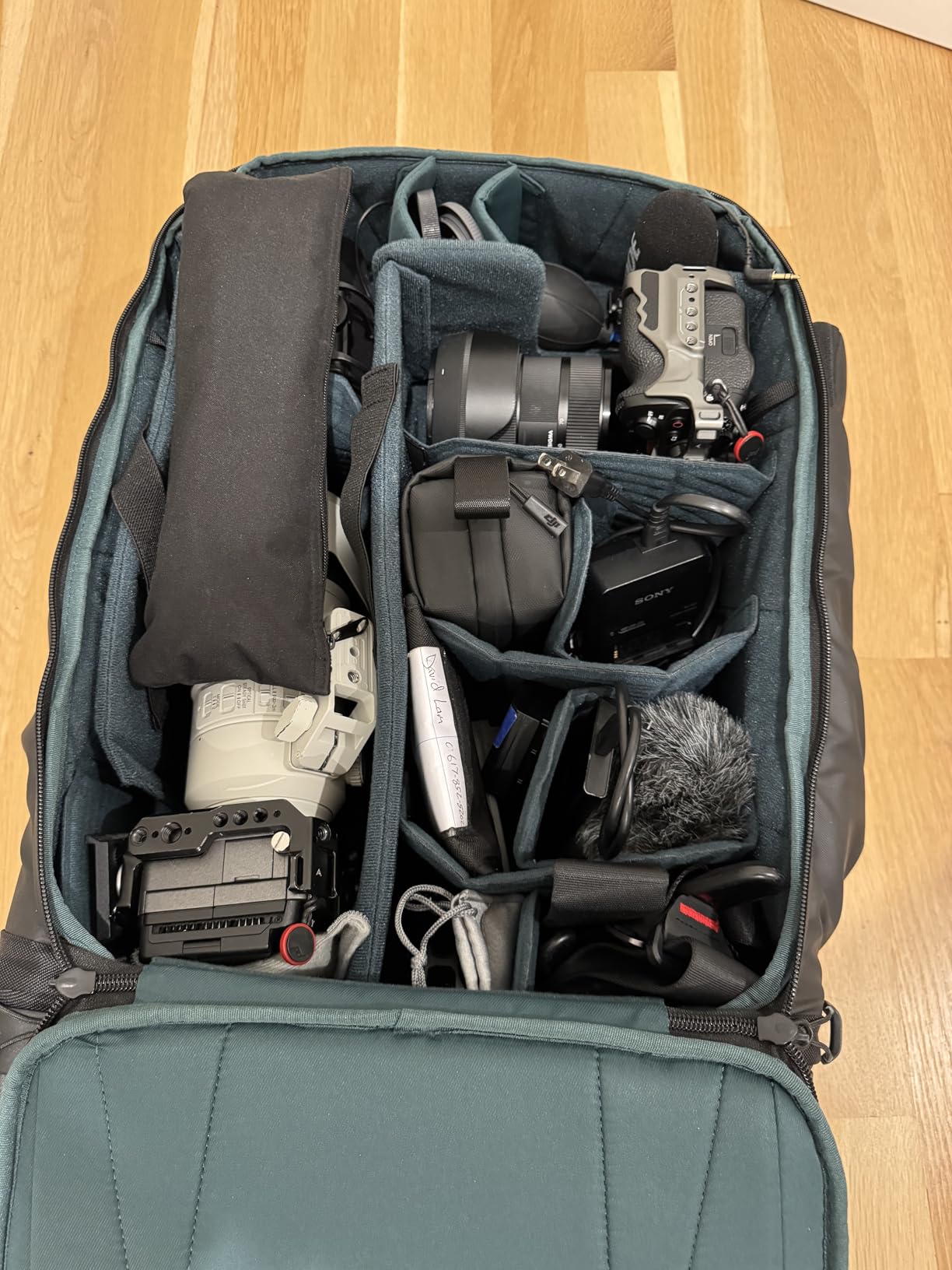 PGYTECH 2-in-1 Roller Camera Backpack, DSLR/SLR/Mirrorless Bag for Travel Photographers, Rolling Luggage with Tripod & Removable Modular & Rain Cover, Compatible with Canon, Nikon, Sony Customer Review PGYTECH 2-in-1 Roller Camera Backpack, DSLR/SLR/Mirrorless Bag for Travel Photographers, Rolling Luggage with Tripod & Removable Modular & Rain Cover, Compatible with Canon, Nikon, Sony - Customer Photo 2