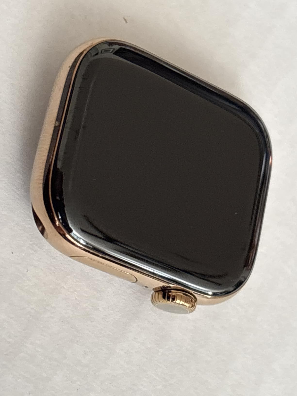 Apple Watch Series 10 [GPS + Cellular, 42mm] - Rose Gold Aluminum Case with Light Blush Sport Band, S/M (Renewed) - Customer Photo 2