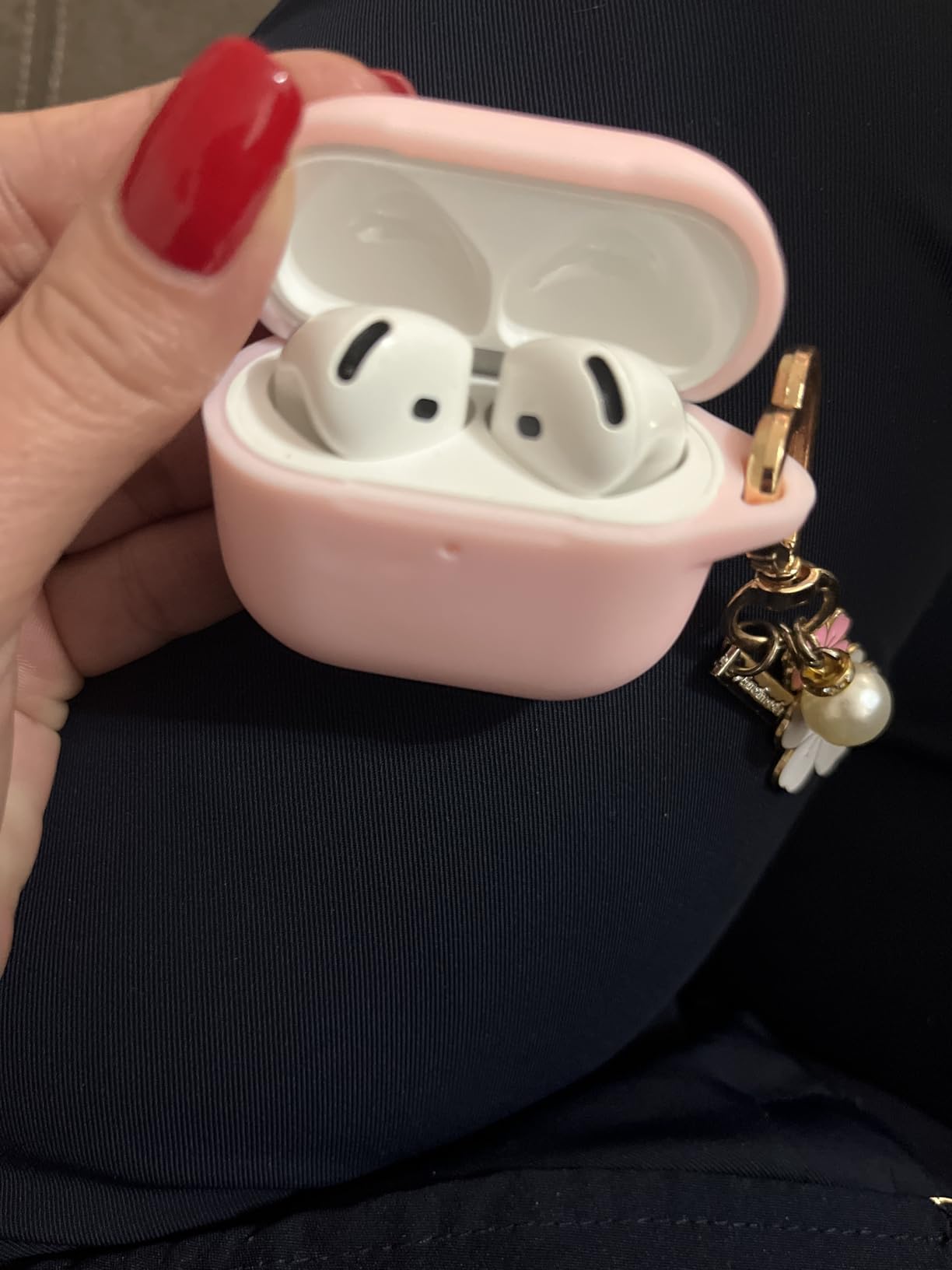 Apple Airpods 4 (Renewed) - Customer Photo 1