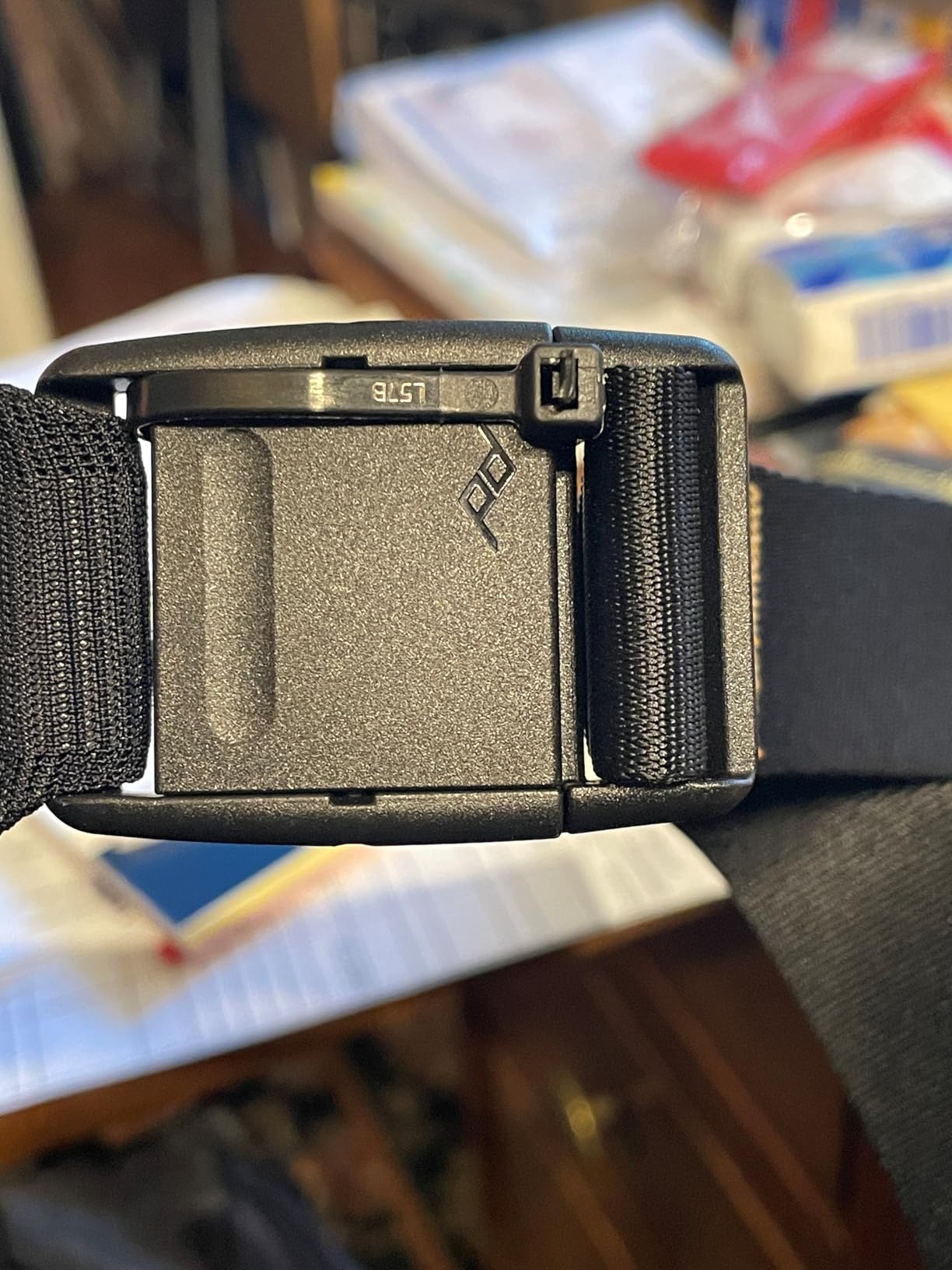 Peak Design Outdoor Sling 2L, Black, Minimalist Lightweight Weatherproof Sling Bag with Ultra Cinch Roll-Top, Ideal for Quick Missions and Daily Essentials, Versatile Sling Bag for Men and Women - Customer Photo 1