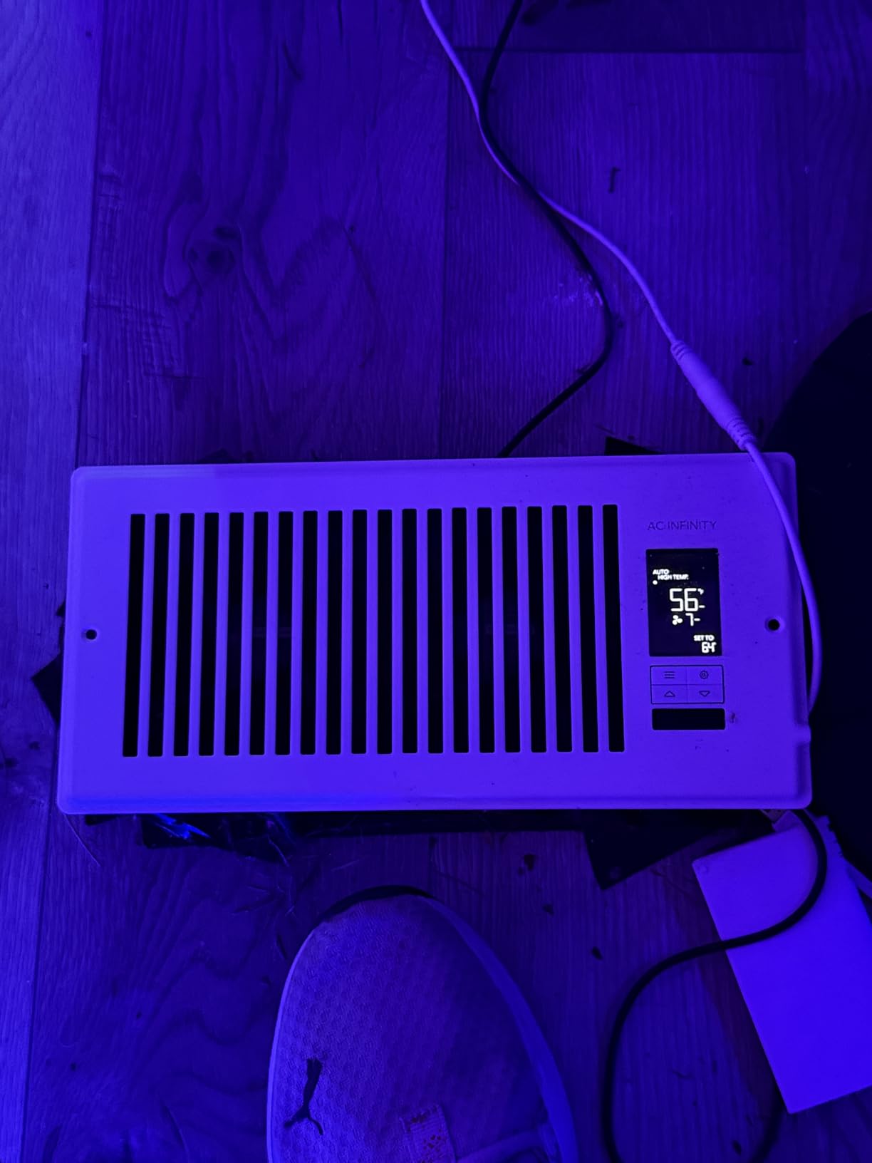 AC Infinity Controller AI+ Environmental Controller, Dynamic AI Controls Grow Devices, Insights Alerts Data Analysis w/ WiFi App, Programmable Dual-Zone VPD Temperature Humidity Automations customer photo 1