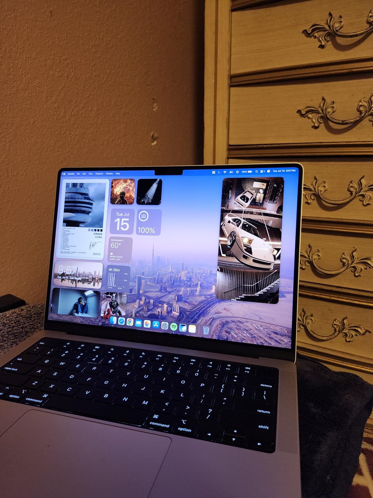 Apple 2024 MacBook Pro Laptop with M4 Pro, (14‑core CPU / 20 GPU): Built for Apple Intelligence, 14.2-inch Liquid Retina XDR Display, 24GB Unified Memory, 1TB SSD Storage, Space Black Customer Review Apple 2024 MacBook Pro Laptop with M4 Pro, (14‑core CPU / 20 GPU): Built for Apple Intelligence, 14.2-inch Liquid Retina XDR Display, 24GB Unified Memory, 1TB SSD Storage, Space Black - Customer Photo 3