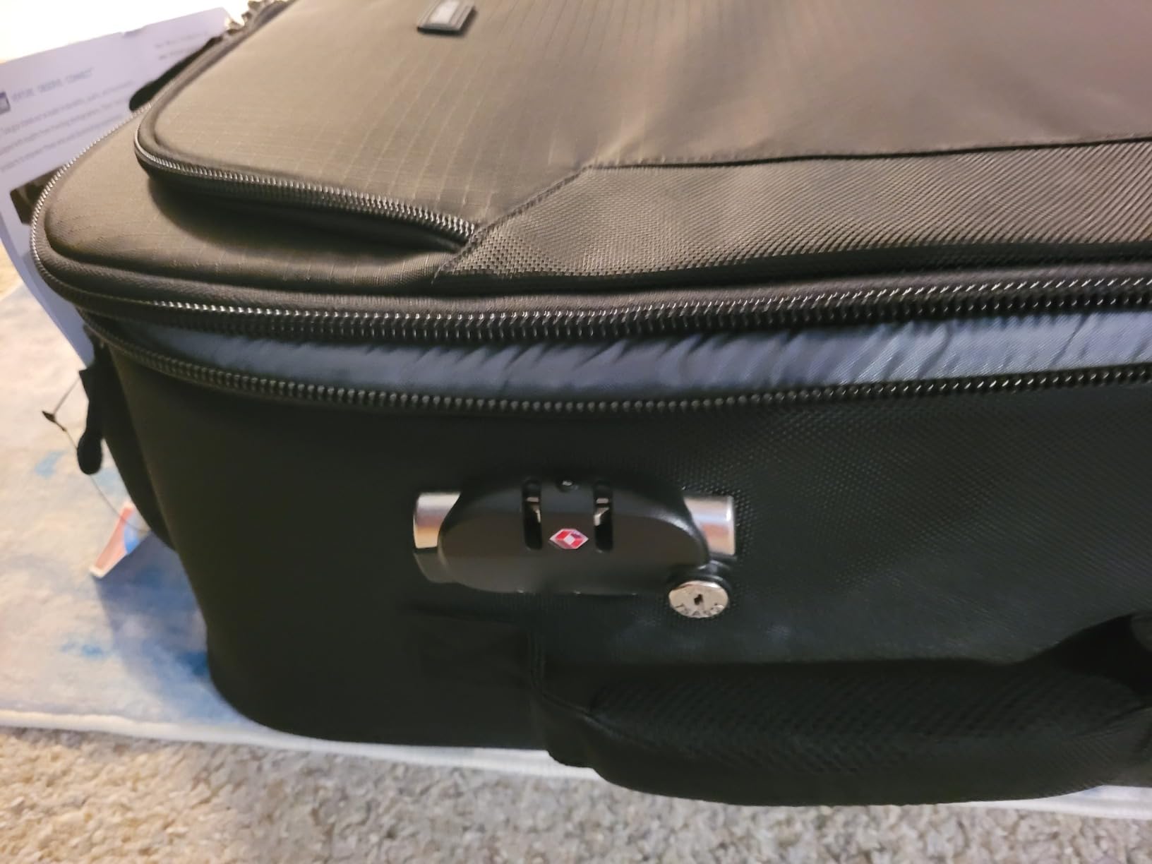 Think Tank Airport Navigator V2, 4 Wheel Rolling Carry-On Camera Case Customer Review Think Tank Airport Navigator V2, 4 Wheel Rolling Carry-On Camera Case - Customer Photo 2