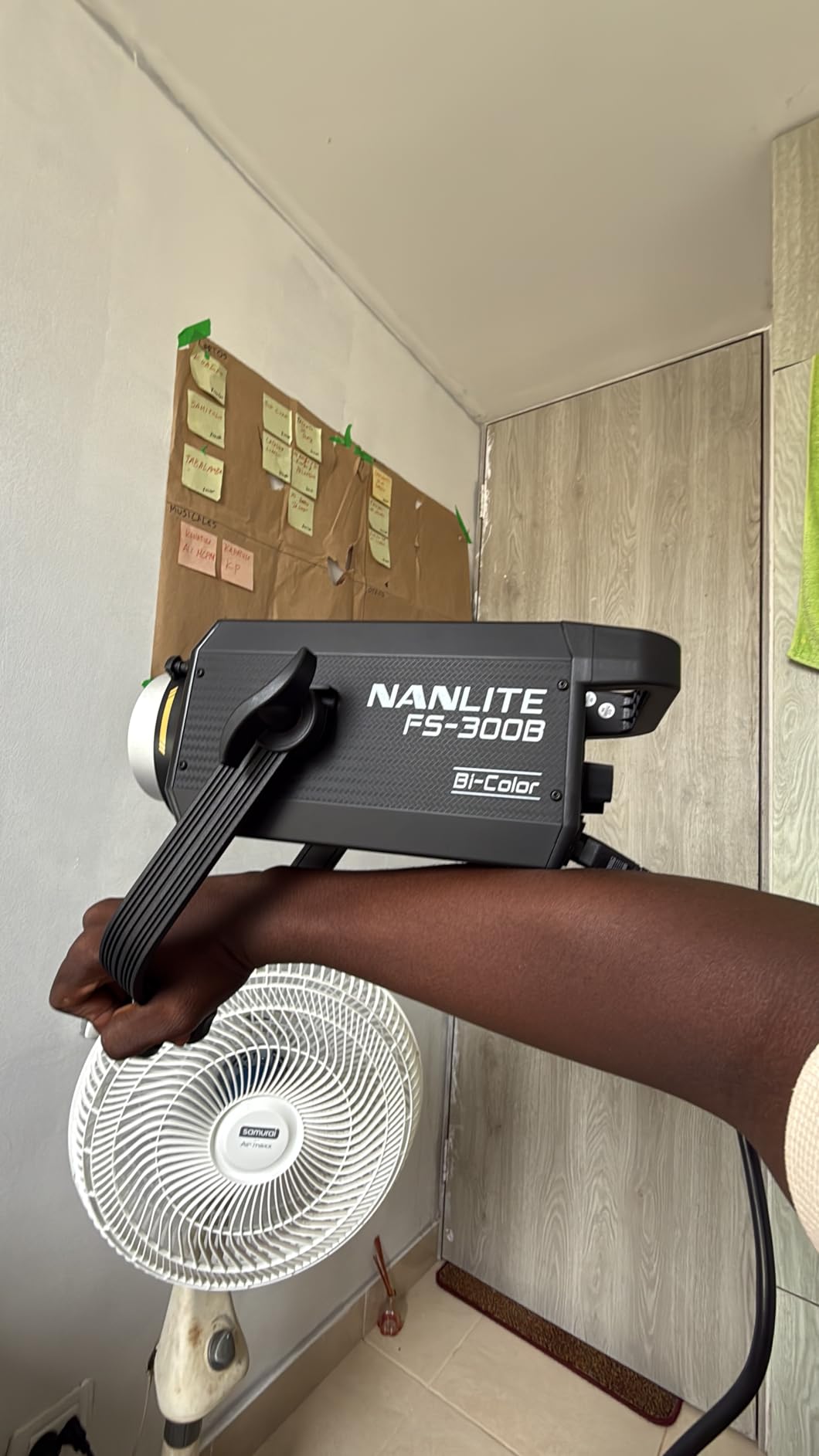 Nanlite FS-300B 300W Bi-Color LED Spotlight-2700K-6500K Adjustable CRI 96,App Control,Led Video Light Bowens Mount for Photography/Videography/YouTube/TikTok Content Creation & Live Streaming Customer Review Nanlite FS-300B 300W Bi-Color LED Spotlight-2700K-6500K Adjustable CRI 96,App Control,Led Video Light Bowens Mount for Photography/Videography/YouTube/TikTok Content Creation & Live Streaming - Customer Photo 1