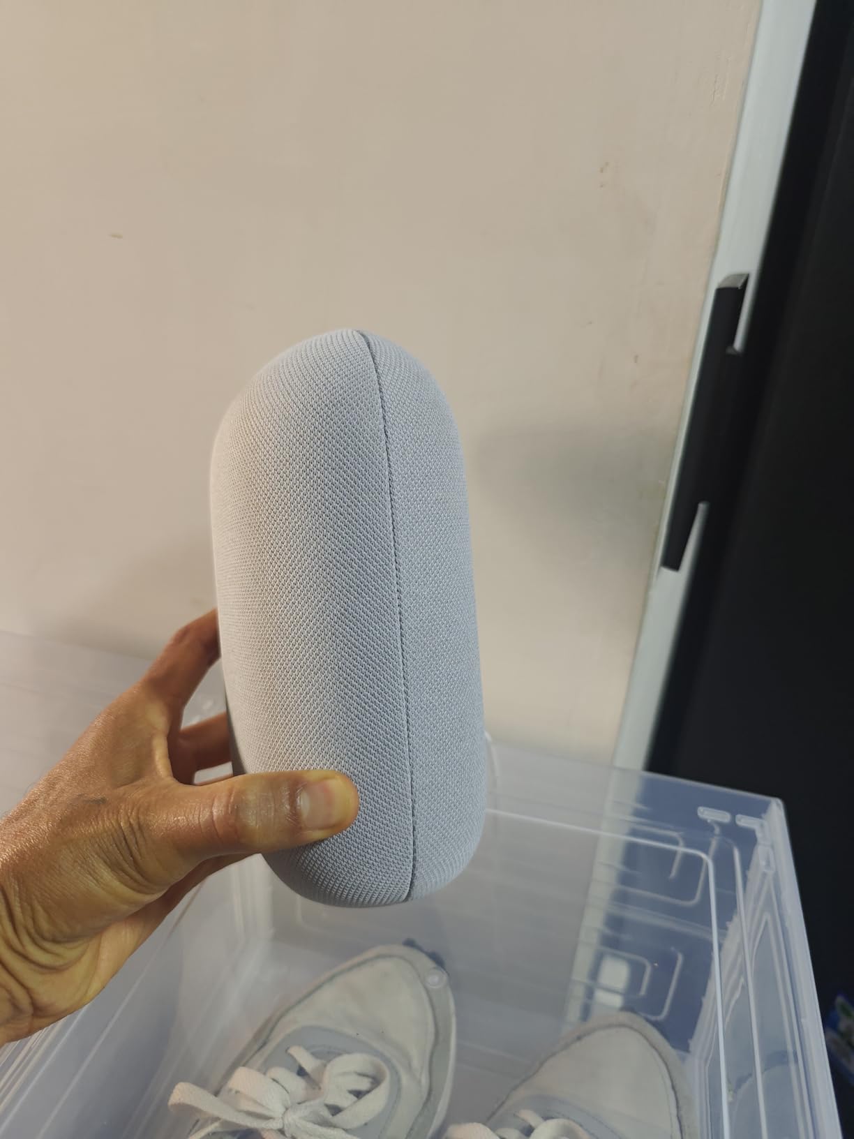 Audio Bluetooth Speaker - Wireless Music Streaming, Powerful Sound, Assistant Built-in, Wi-Fi and Bluetooth Connectivity, Smart Home Control, Stereo Pairing, Includes Pouch and Cloth Customer Review Audio Bluetooth Speaker - Wireless Music Streaming, Powerful Sound, Assistant Built-in, Wi-Fi and Bluetooth Connectivity, Smart Home Control, Stereo Pairing, Includes Pouch and Cloth - Customer Photo 1