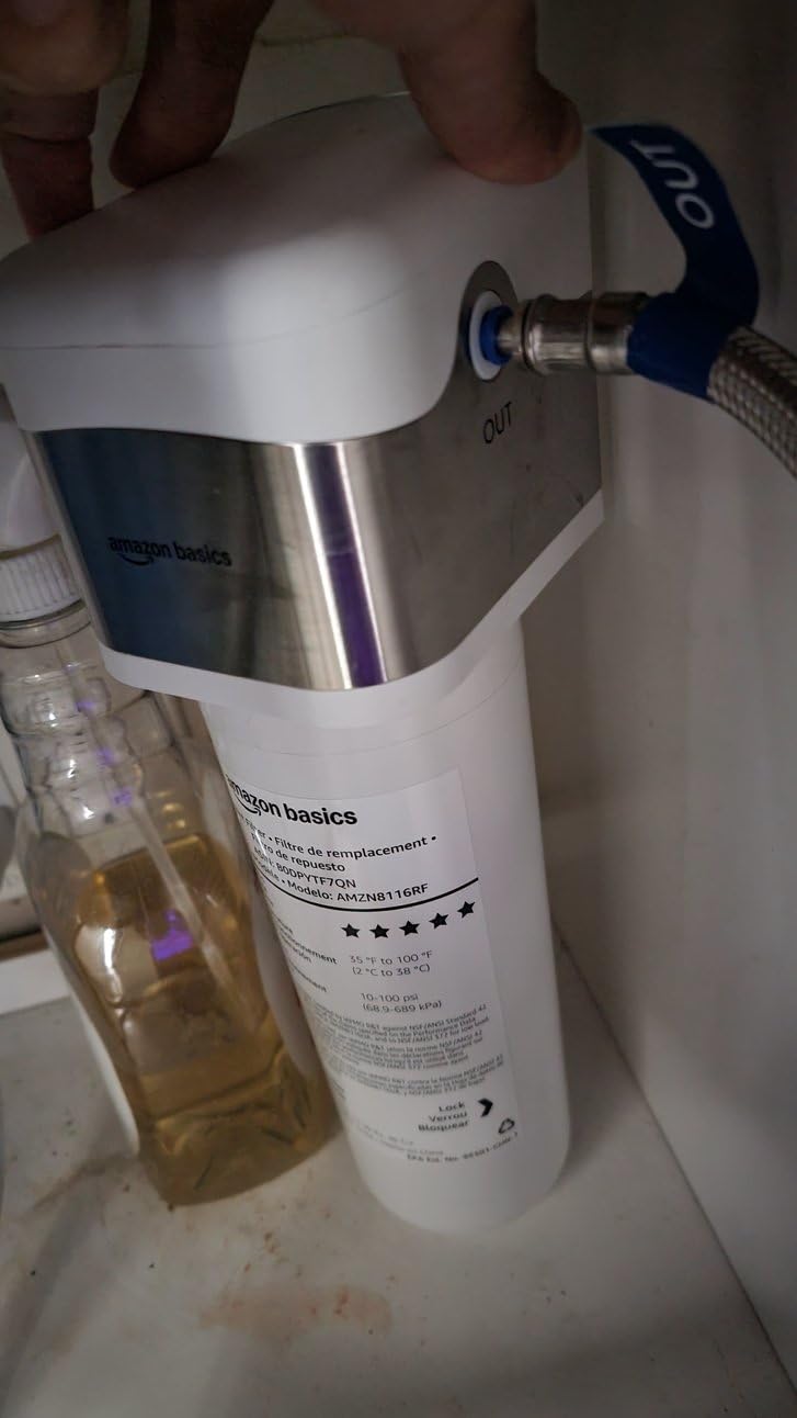 Amazon Basics Under Sink Water Filter System, NSF/ANSI 42 & 372 Certified, Service Life 1 Year, 11,000 Gallons, White - Customer Photo 1