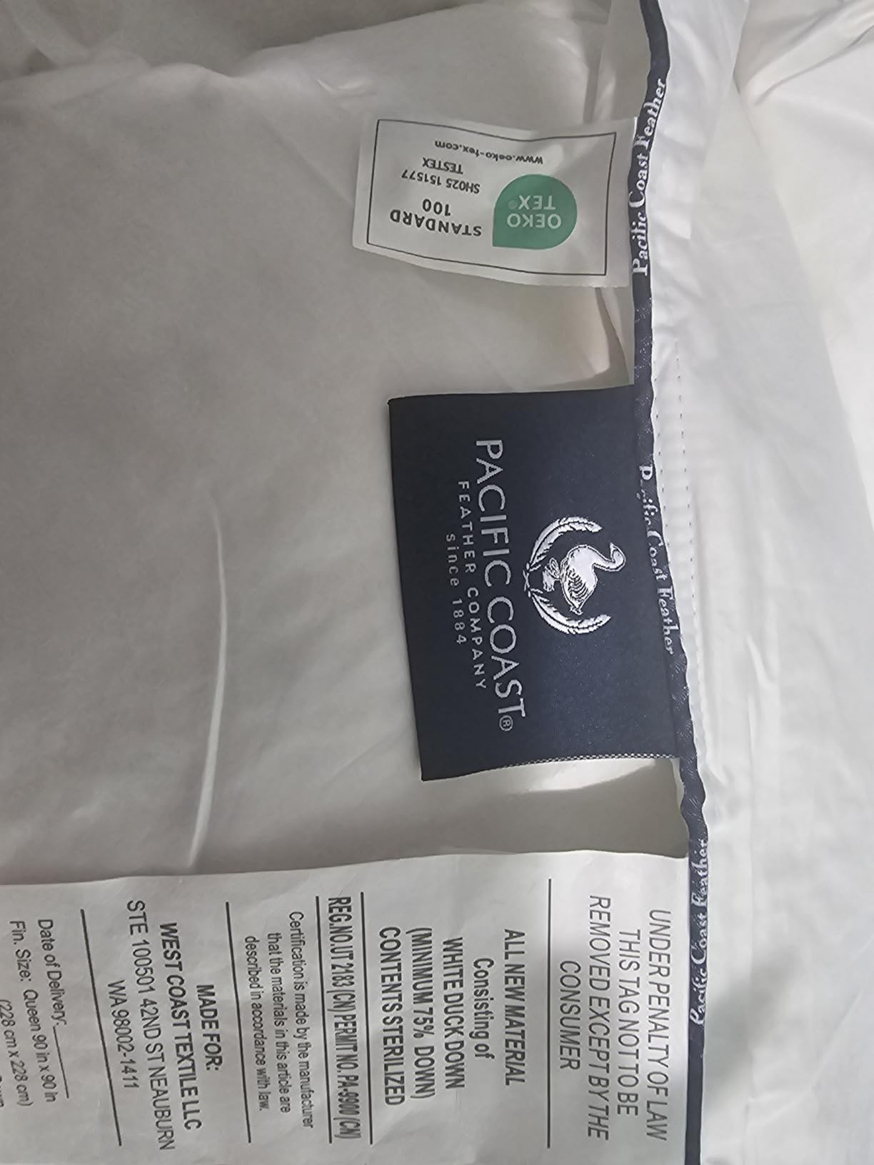 Pacific Coast Down Comforters Queen Size, 100% Cotton Duvet Insert, Extra Fluffy White Comforter, Ultra-Soft, Breathable, All Season Hotel Luxury Bedding Comforters, 8 Corner & Center Loops (90