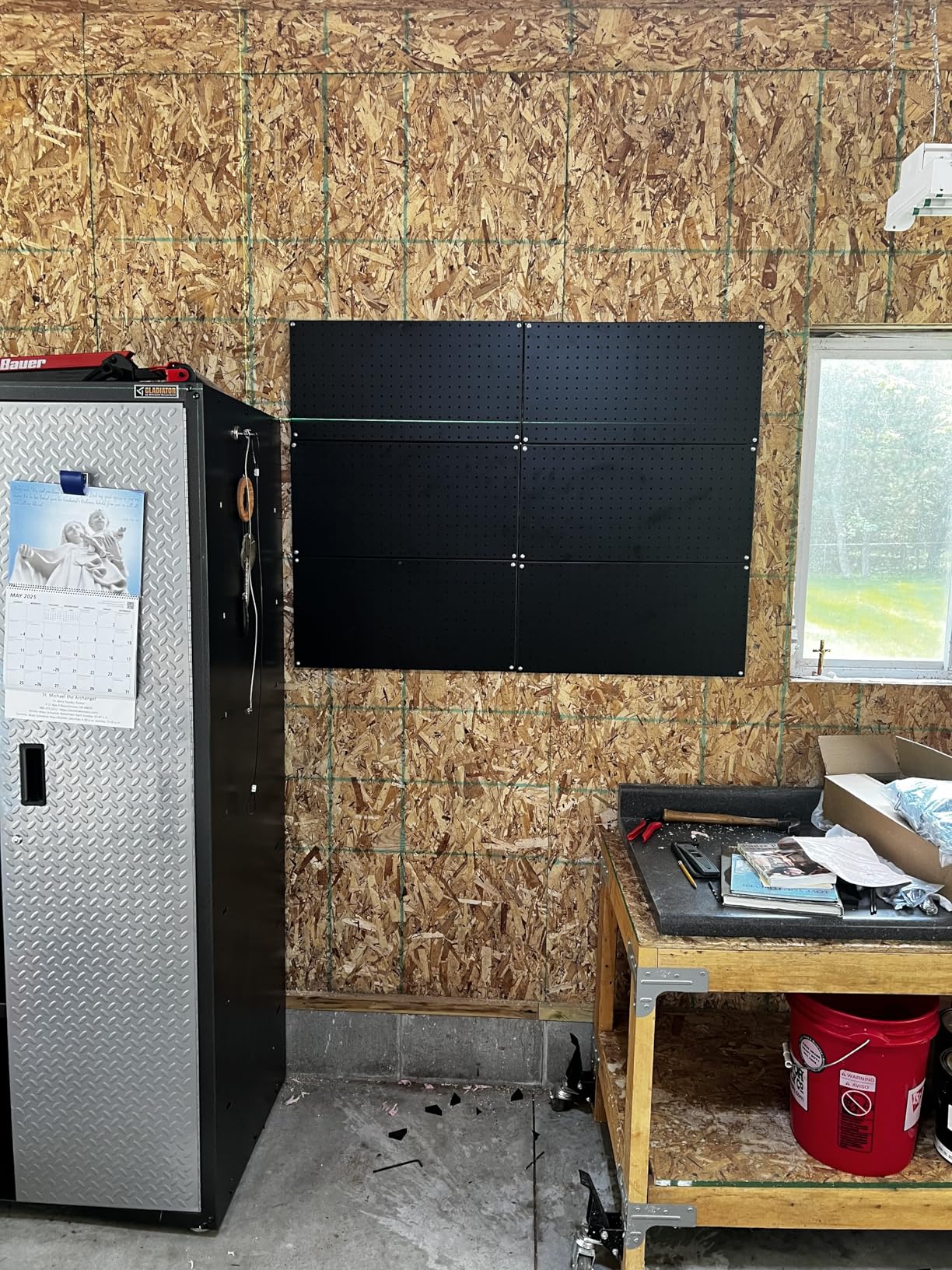 INCLY 48x36 Inch Metal Peg Board Kit with 1/4 Pegboard Hooks Accessories, 6PCS Peg Board Panels and 234PCS Black Pegboard Wall Organizer Tool Storage System for Garage Workbench Shed customer photo 2