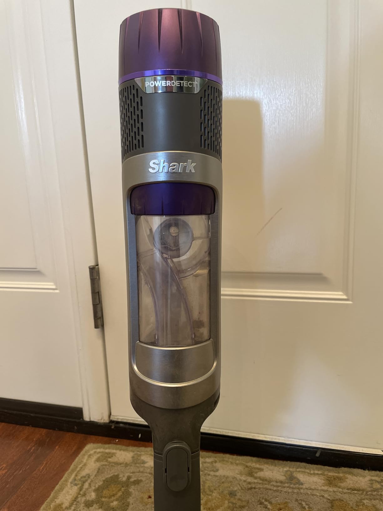 Shark PowerDetect Pet Plus Clean & Empty Cordless Stick Vacuum & Auto-Empty System, Powerful Suction, HEPA Filtration, Carpet & Hard Floor, Portable, Stick Vacuum for Pet Hair, Dark Gray, IP3253 customer photo 2