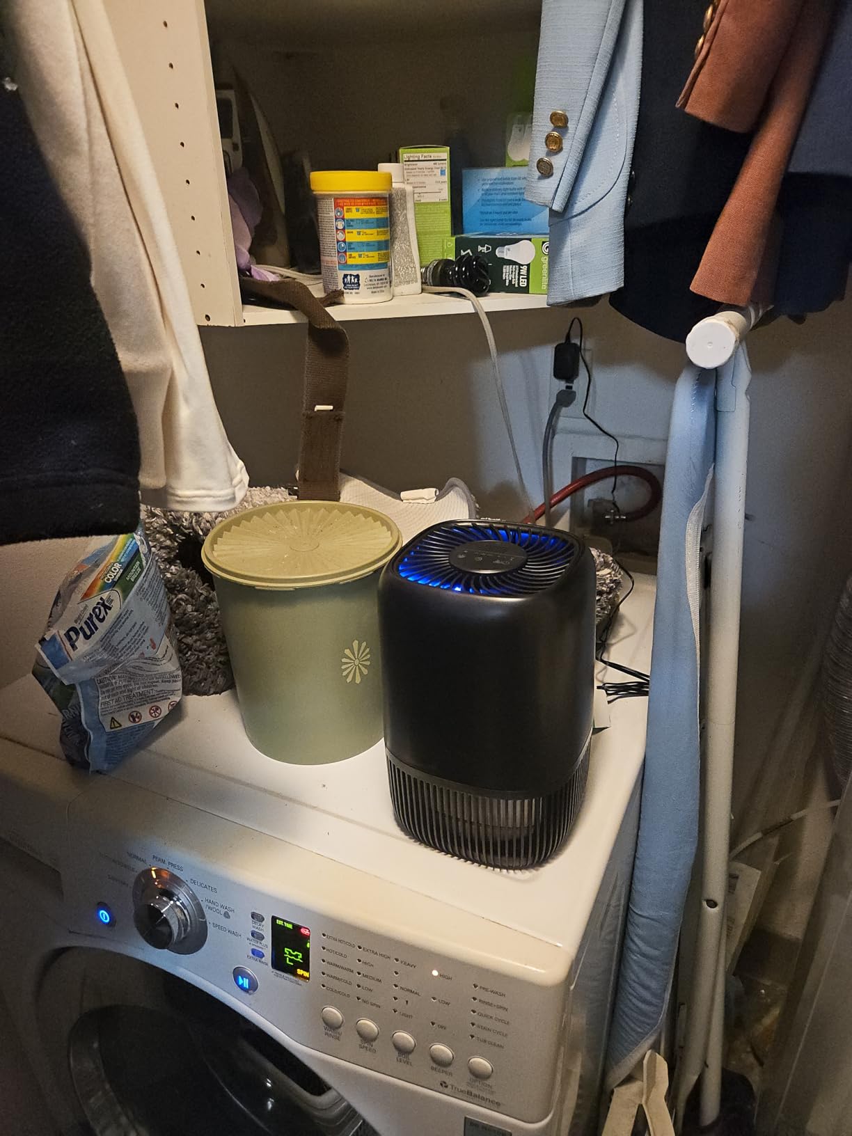 Air Purifiers for Home with H13 True HEPA Filter Up to 1076 Ft² for Pet Hair, Odors, Pollen, Smoke, Compact Air Cleaner with 3 Speeds, Timer, Aroma Quiet 360°Intake Filter, White Customer Review Air Purifiers for Home with H13 True HEPA Filter Up to 1076 Ft² for Pet Hair, Odors, Pollen, Smoke, Compact Air Cleaner with 3 Speeds, Timer, Aroma Quiet 360°Intake Filter, White - Customer Photo 1