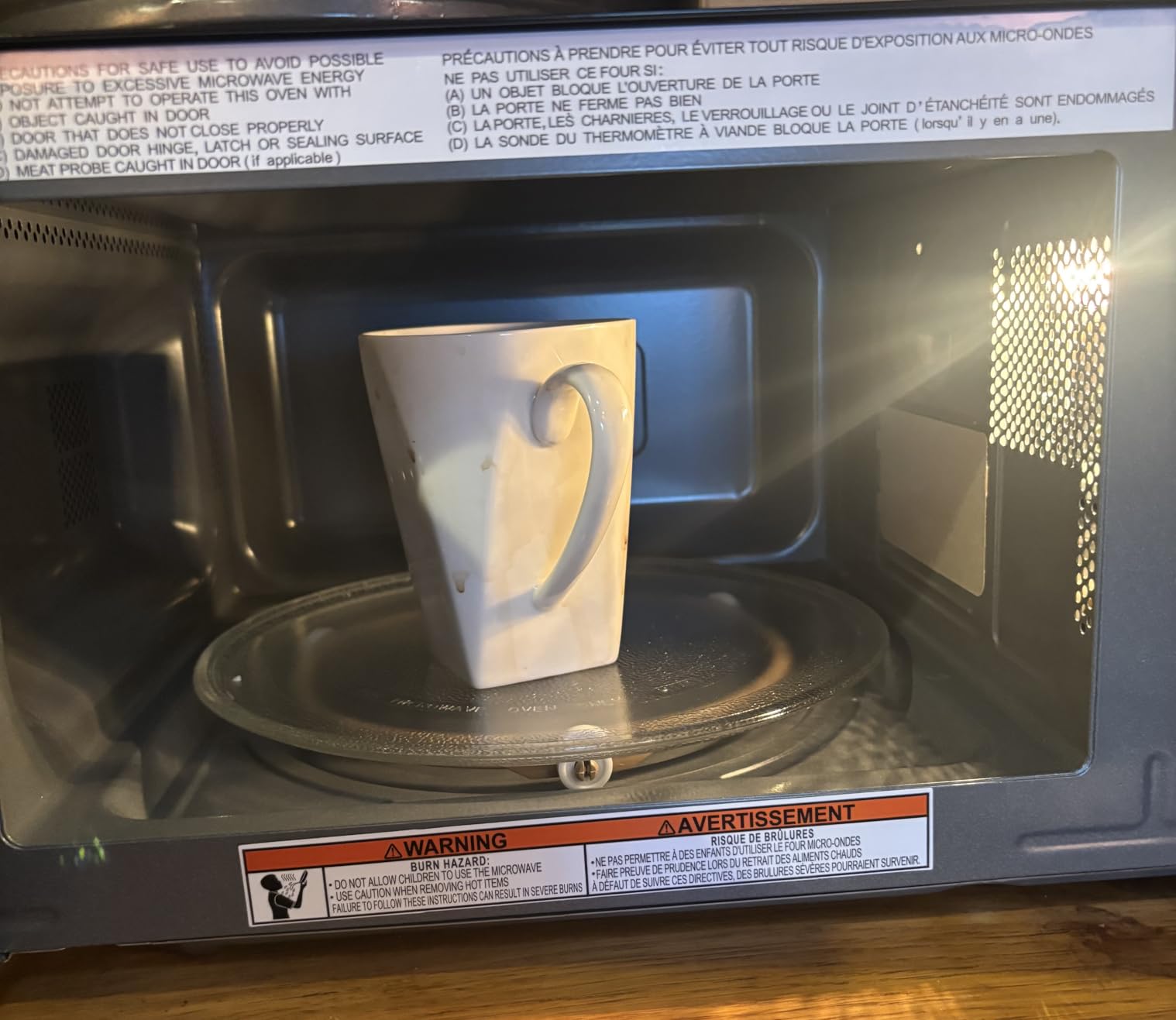 Chefman Countertop Microwave Oven 0.7 Cu. Ft., 700 Watts with 10 Power Levels, 6 Cooking Presets with One-Touch Express Cook, Eco Mode, Child Safety Lock, & Mute Button - Black - Customer Photo 4