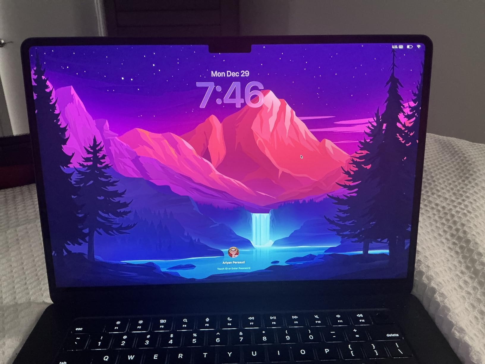 Apple 2025 MacBook Air 15-inch Laptop with M4 chip: Built for Apple Intelligence, 15.3 Apple 2025 MacBook Air 15-inch Laptop with M4 chip: Built for Apple Intelligence, 15.3