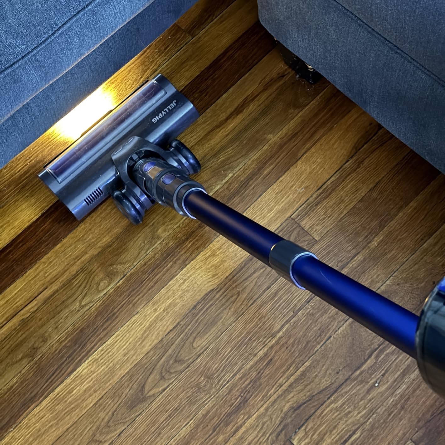 Cordless Vacuum Cleaner, Upgraded 650W 55KPA 70Mins Cordless Stick Vacuum Cleaner with Self-Standing and Touch Screen, Anti-tangle Wireless Vacuum, Vacuum Cleaners for Home/Pet Hair/Carpets/Floors customer photo 1