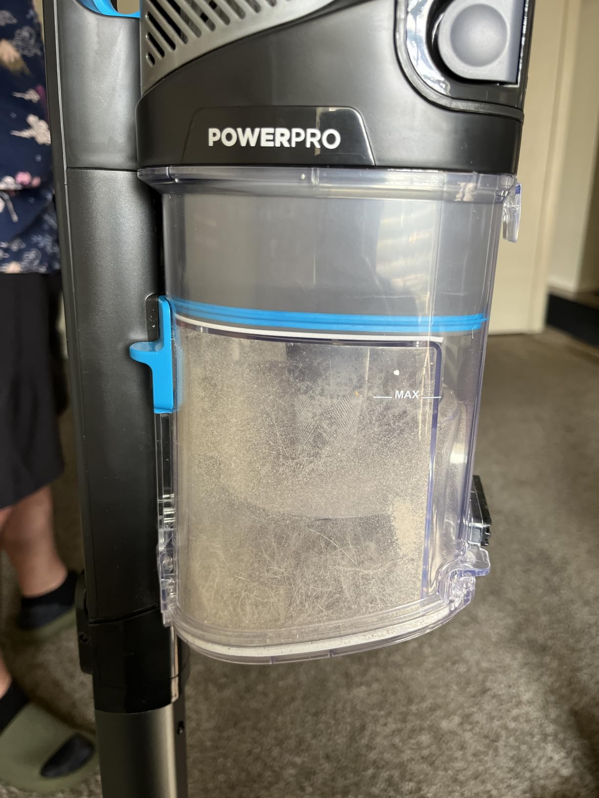 Shark PowerPro Plus Cordless Stick Vacuum, FloorDetect Technology, HEPA Filter, 50-Minute Runtime, Pure Water, IZ377H customer photo 1