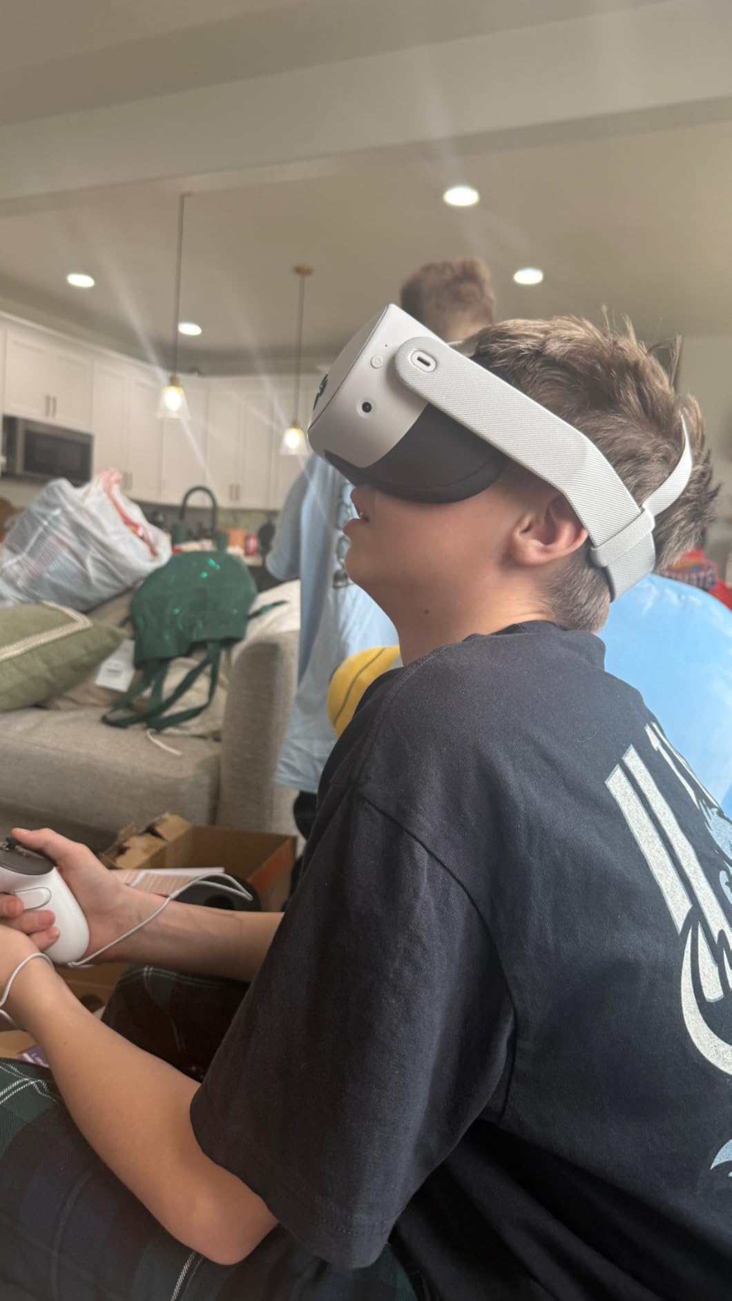 Meta Quest 3S 128GB | VR Headset customer photo 2
