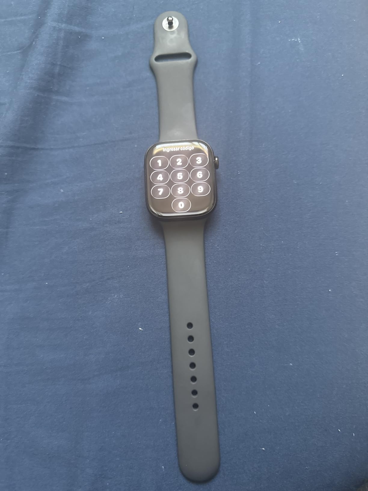 Apple Watch Series 10 [GPS, 46mm] - Jet Black Aluminum Case with Black Sport Band, M/L (Renewed) - Customer Photo 1