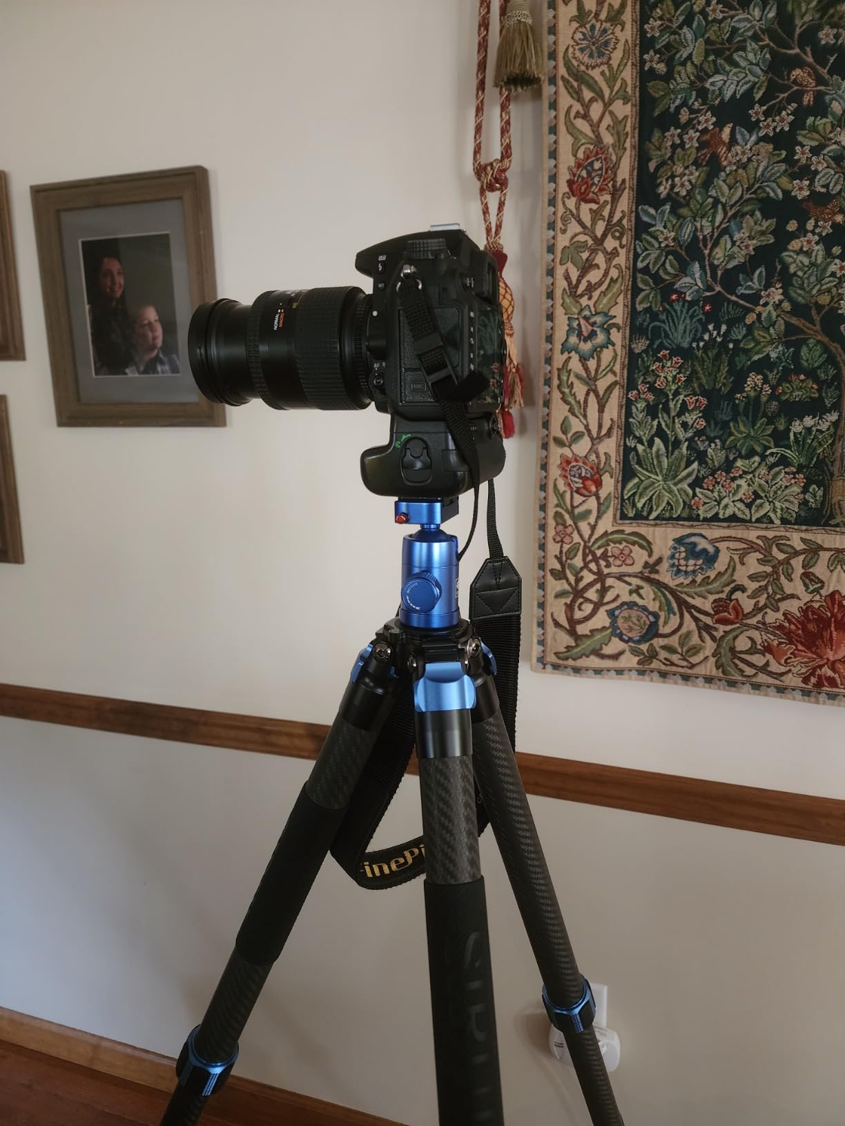 SIRUI Heavy-Duty Carbon Fiber Tripod, 59.8 SIRUI Heavy-Duty Carbon Fiber Tripod, 59.8