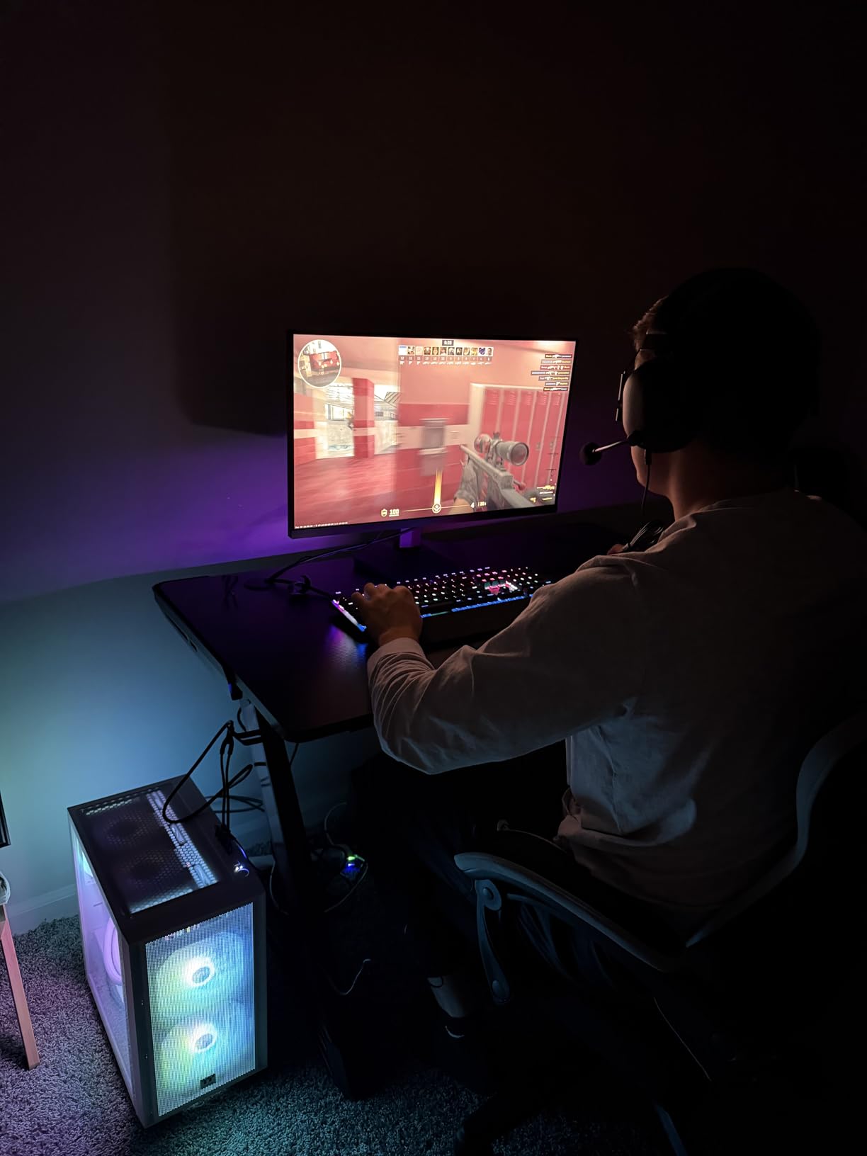 Thermaltake LCGS Quartz i1460 Gaming Desktop (Intel Core™ i5-14400F, ToughRam DDR4 3600Mhz 16GB RGB Memory, NVIDIA GeForce® RTX 5060, 1TB NVMe M.2, WiFi, Windows 11) S2QT-B760-560-LCS customer photo 1