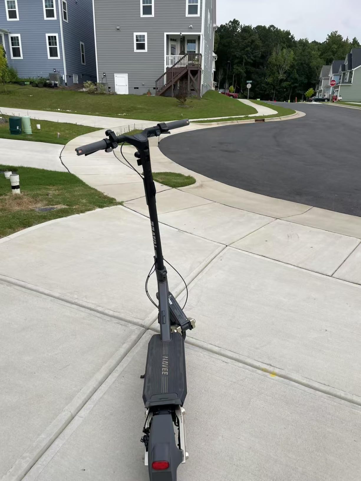 NAVEE GT3/ST3 Series Electric Scooter, 20/25 MPH Top Speed, 47/38/30 Miles Max Range, 1000W/1350W Motor with Dual Suspension, 10 NAVEE GT3/ST3 Series Electric Scooter, 20/25 MPH Top Speed, 47/38/30 Miles Max Range, 1000W/1350W Motor with Dual Suspension, 10