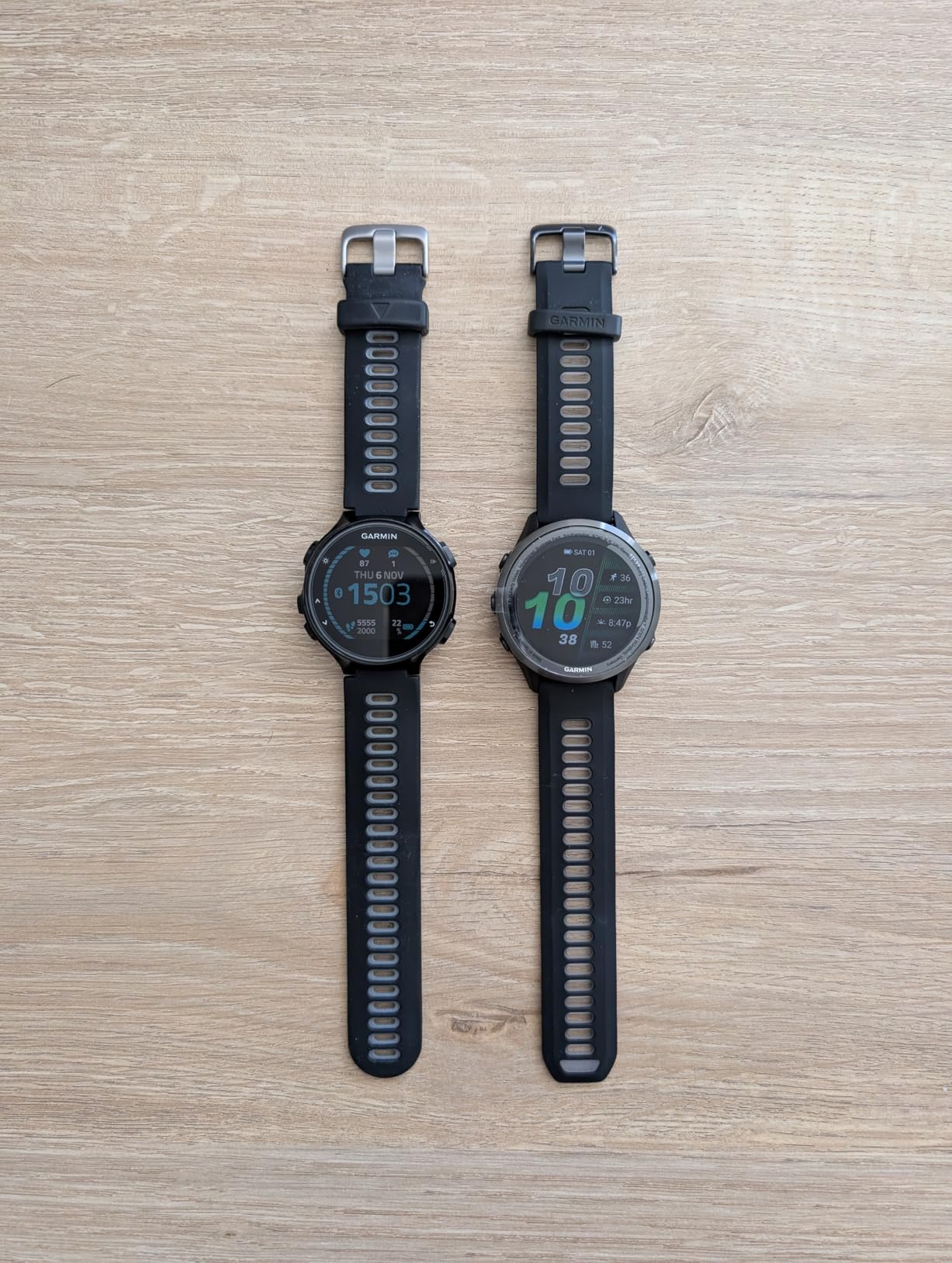 Forerunner 970 Premium GPS Running and Triathlon Smartwatch, AMOLED Display, Built-in LED Flashlight, Carbon Gray DLC Titanium with Black Case customer photo 1